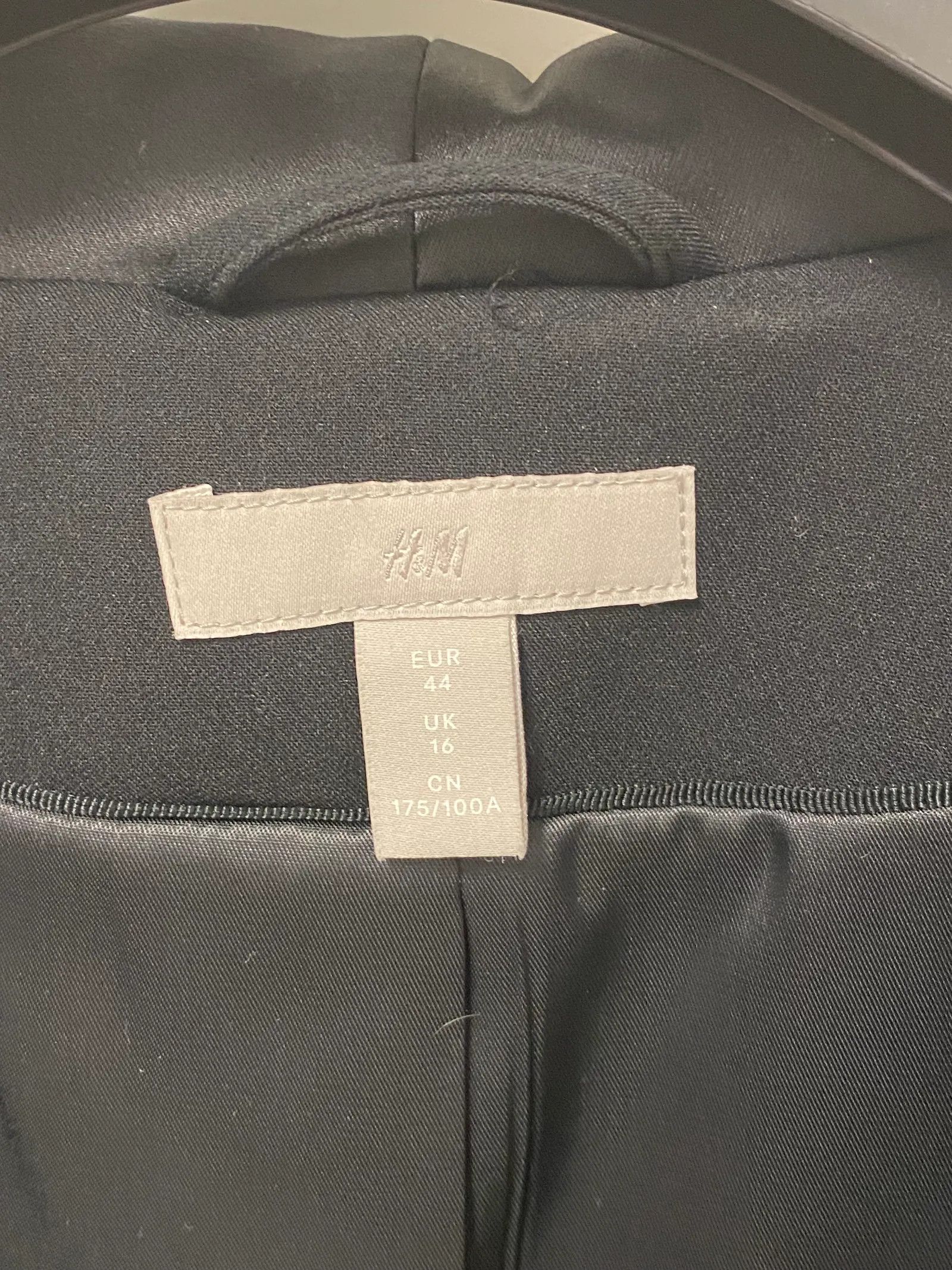 H&M H&M Blazer Size L / US 10 / IT 46 - 2 Thumbnail
