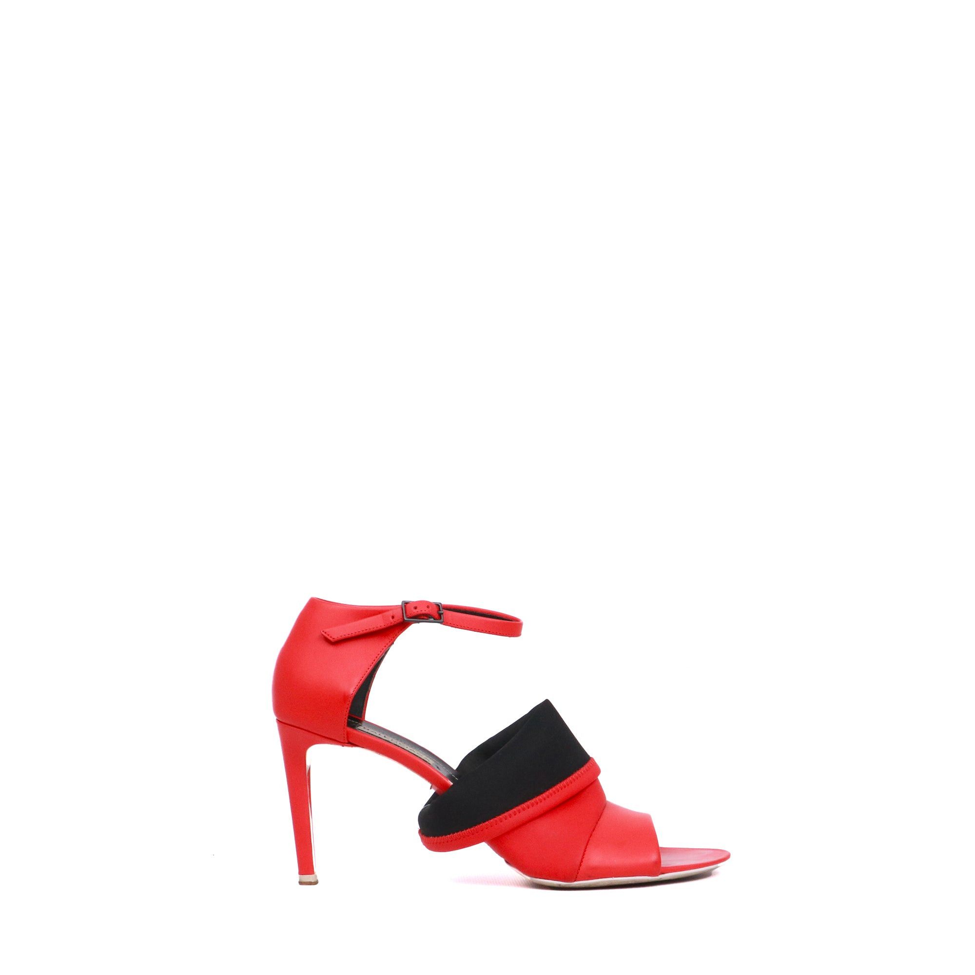 Balenciaga BALENCIAGA - Balenciaga heeled sandals in red neoprene (T39) Size US 8 / IT 38 - 2 Thumbnail