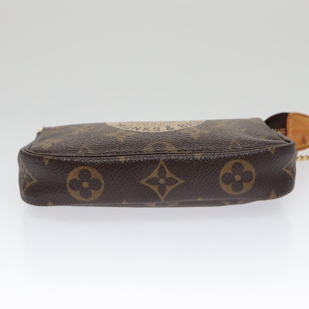 Louis Vuitton Louis Vuitton Mini Pochette Accessoires clutch Size ONE SIZE - 19 Thumbnail