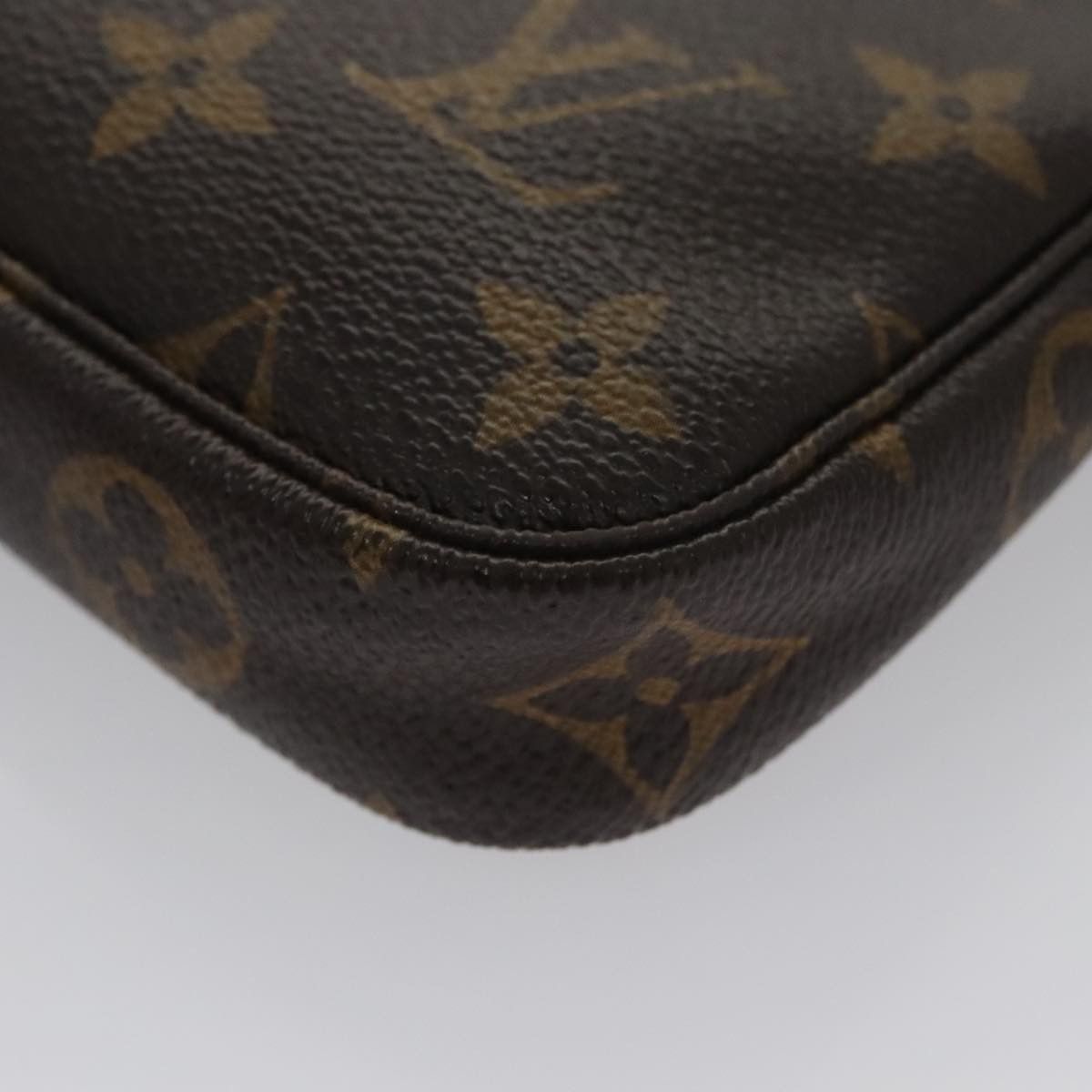 Louis Vuitton Louis Vuitton Mini Pochette Accessoires clutch Size ONE SIZE - 7 Thumbnail