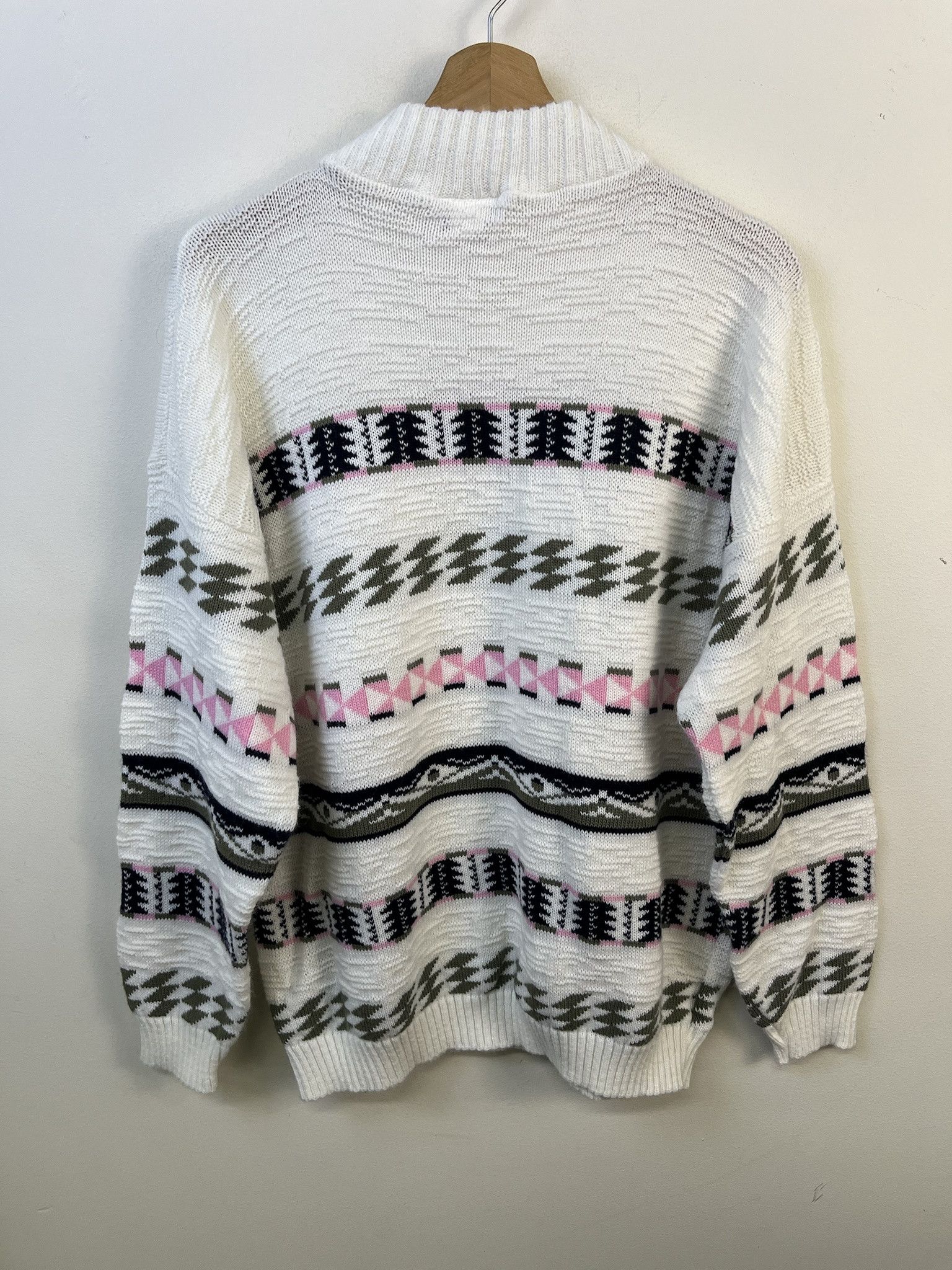 Vintage Vintage Knit Sweater 1990s Knit Arielle 3D Coogi Style Knit Swetaer Size L Size US L / EU 52-54 / 3 - 3 Thumbnail