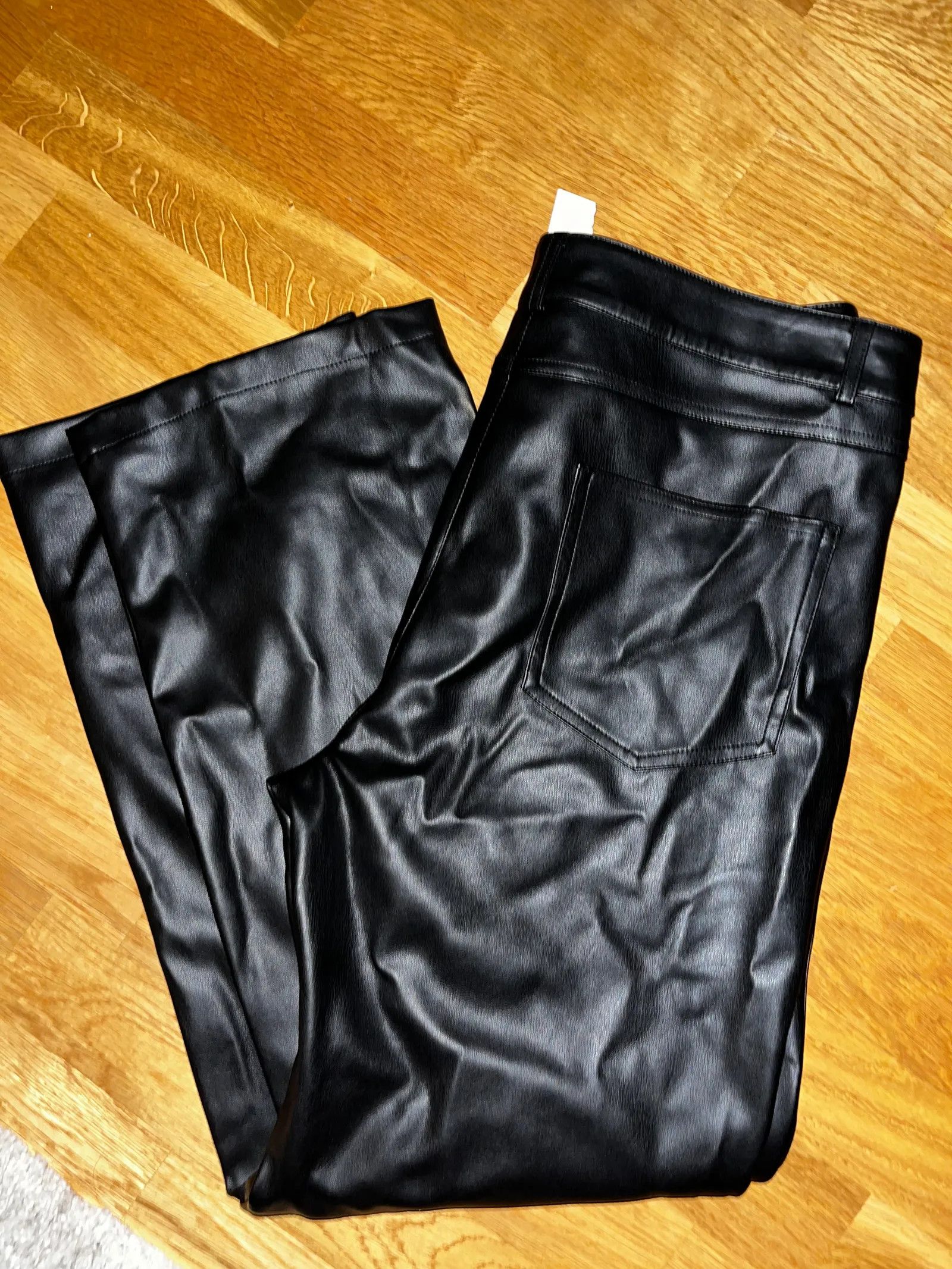 Max Mara Max Mara Weekend Coated Fabric Trousers Pants Size 30" / US 8 / IT 44 - 4 Thumbnail