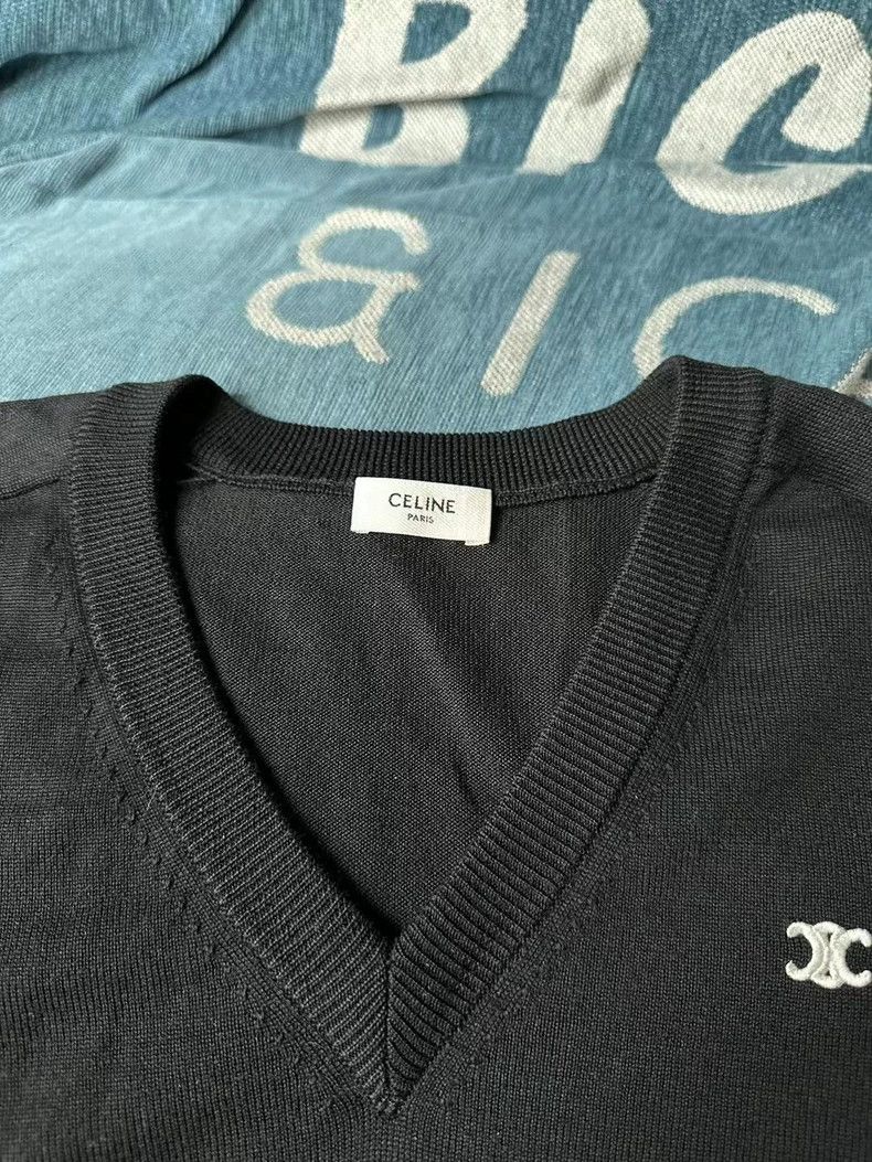 celine's new Arc de Triomphe V-neck sweater