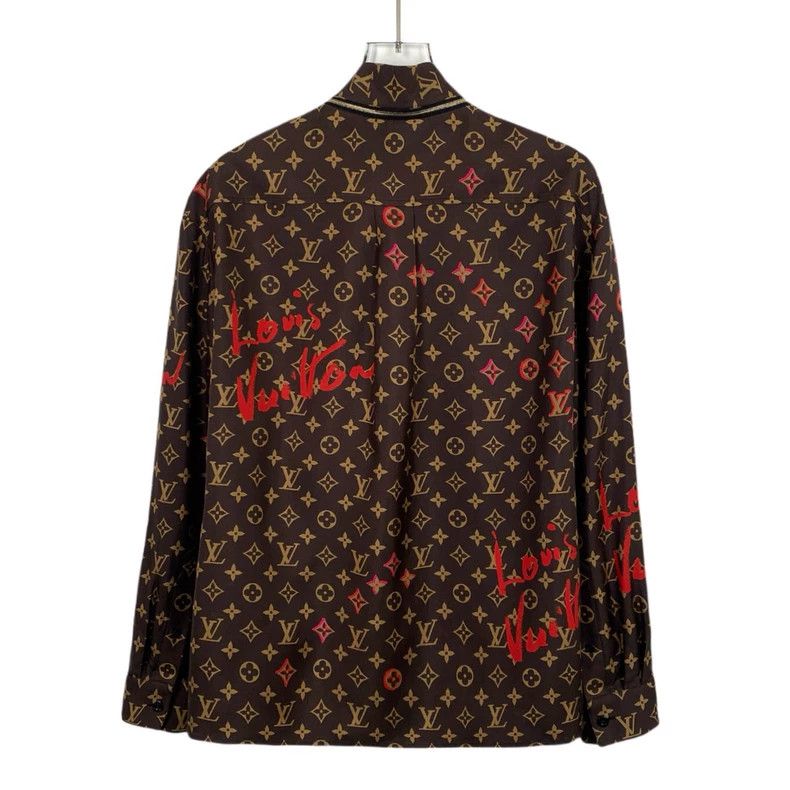 Louis Vuitton Vuitton Lv Louis Vuitton dark brown logo