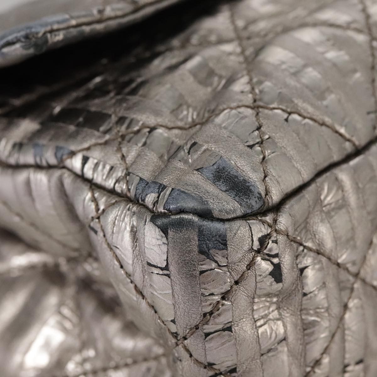Chanel 2,55 Silver Leather Shoulder Bag (Pre-Owned) Size ONE SIZE - 6 Thumbnail