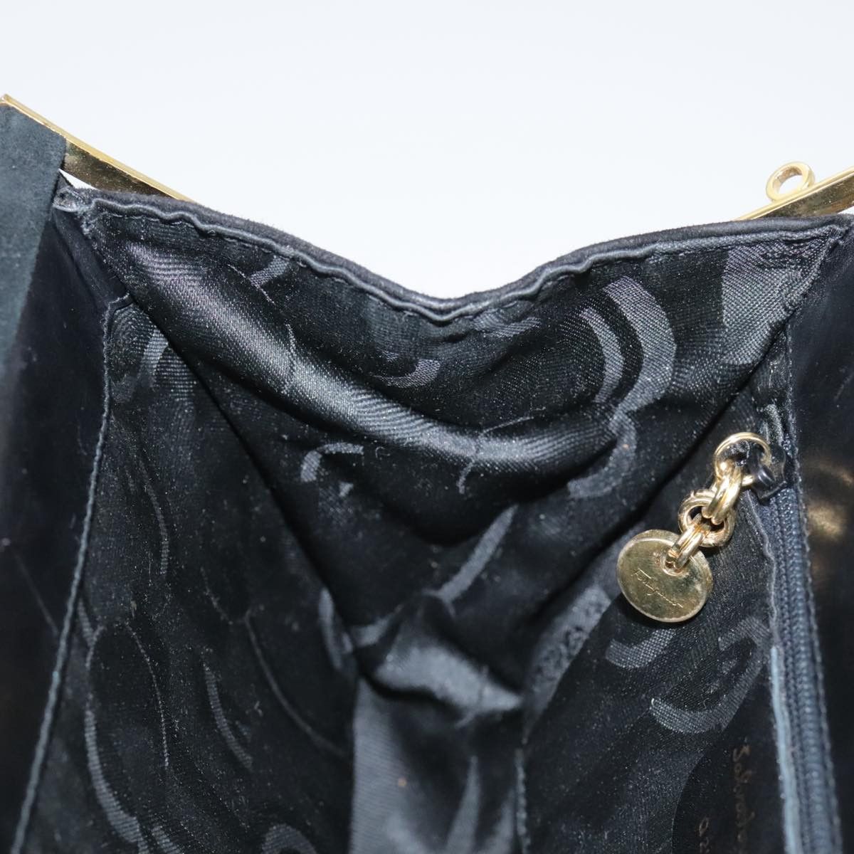Salvatore Ferragamo Gancini Black Suede Handbag (Pre-Owned) Size ONE SIZE - 14 Thumbnail