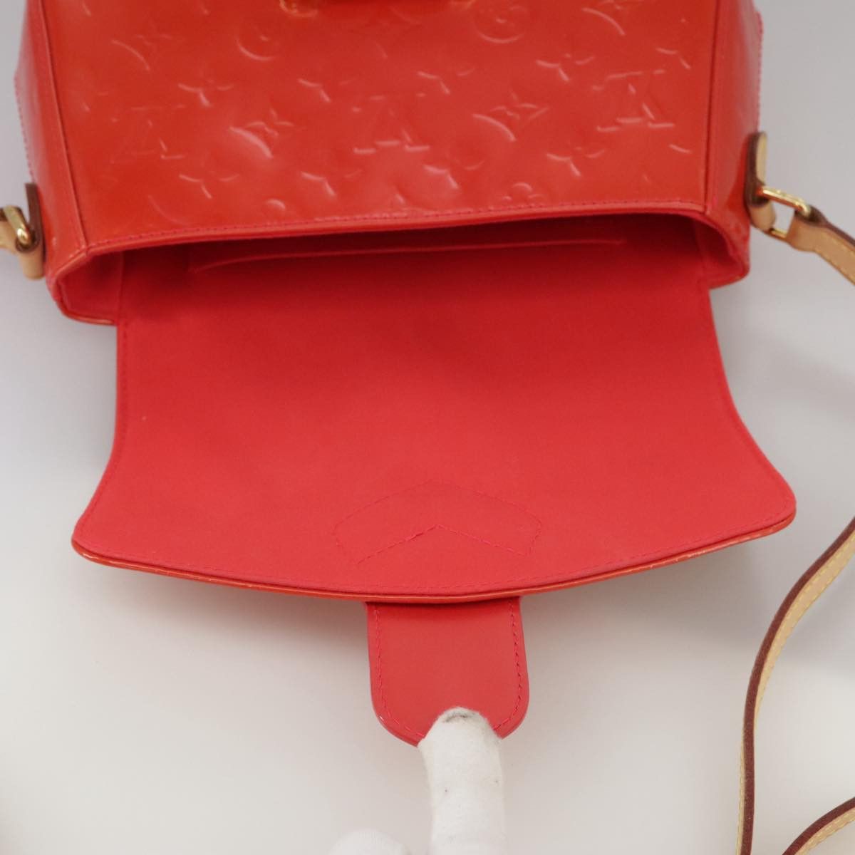 Louis Vuitton Bellflower Red Patent Leather Shoulder Bag (Pre-Owned) Size ONE SIZE - 20 Thumbnail