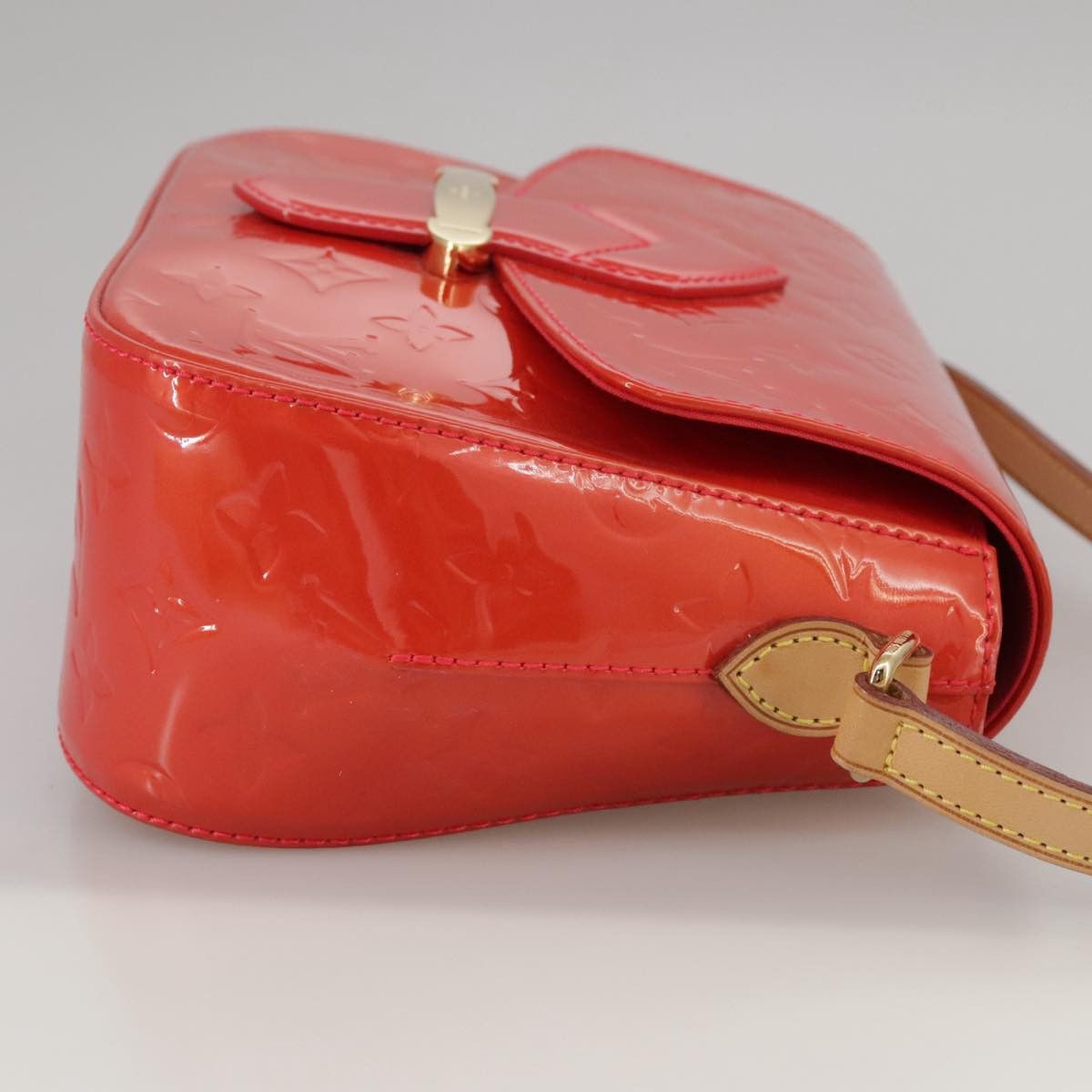 Louis Vuitton Bellflower Red Patent Leather Shoulder Bag (Pre-Owned) Size ONE SIZE - 4 Thumbnail