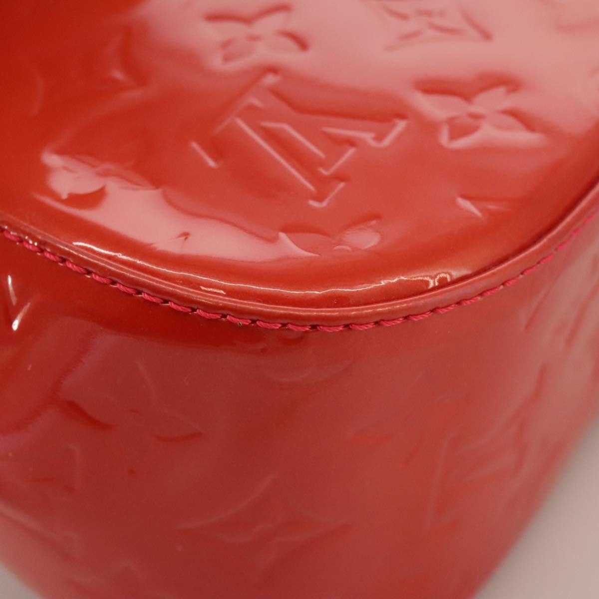 Louis Vuitton Bellflower Red Patent Leather Shoulder Bag (Pre-Owned) Size ONE SIZE - 9 Thumbnail