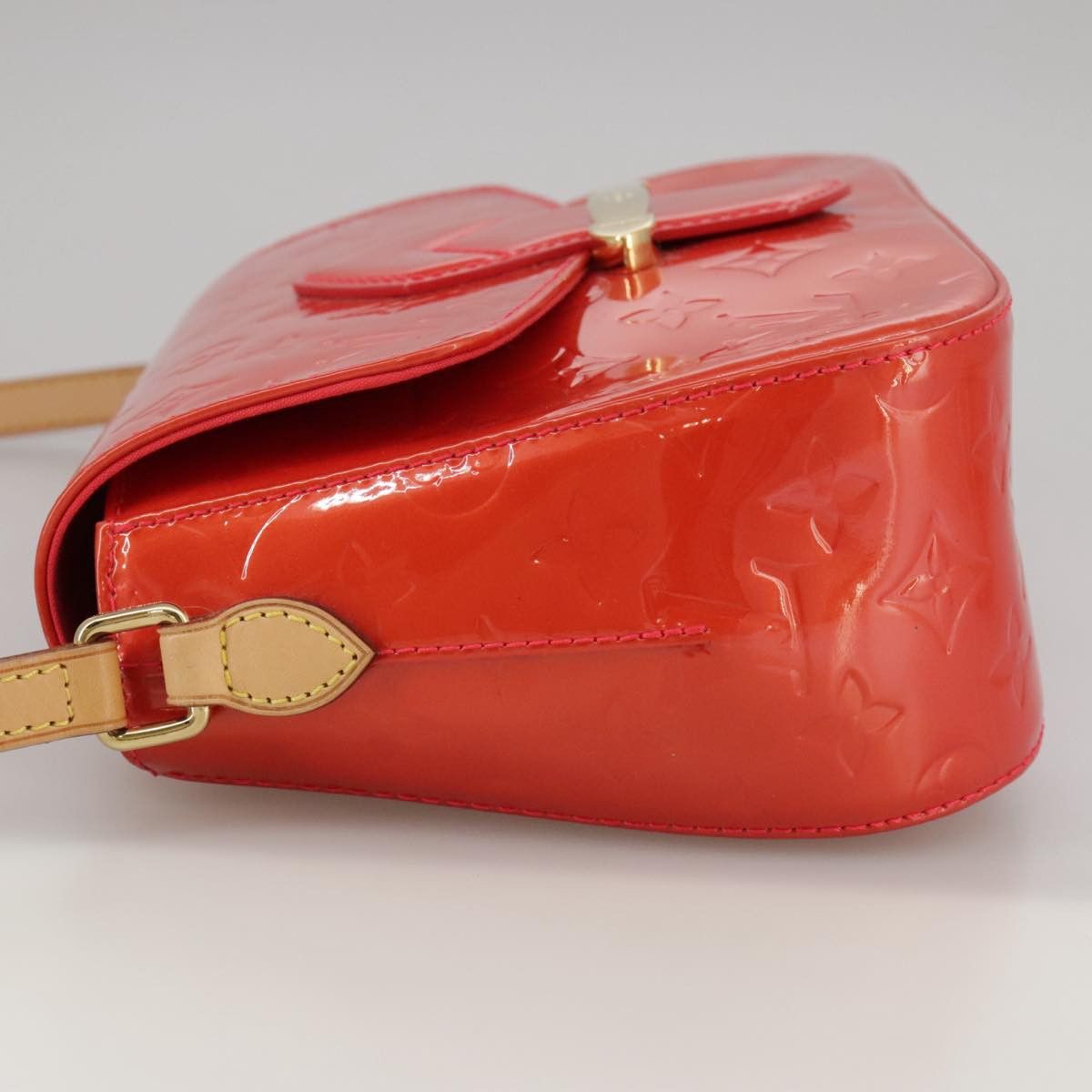 Louis Vuitton Bellflower Red Patent Leather Shoulder Bag (Pre-Owned) Size ONE SIZE - 3 Thumbnail