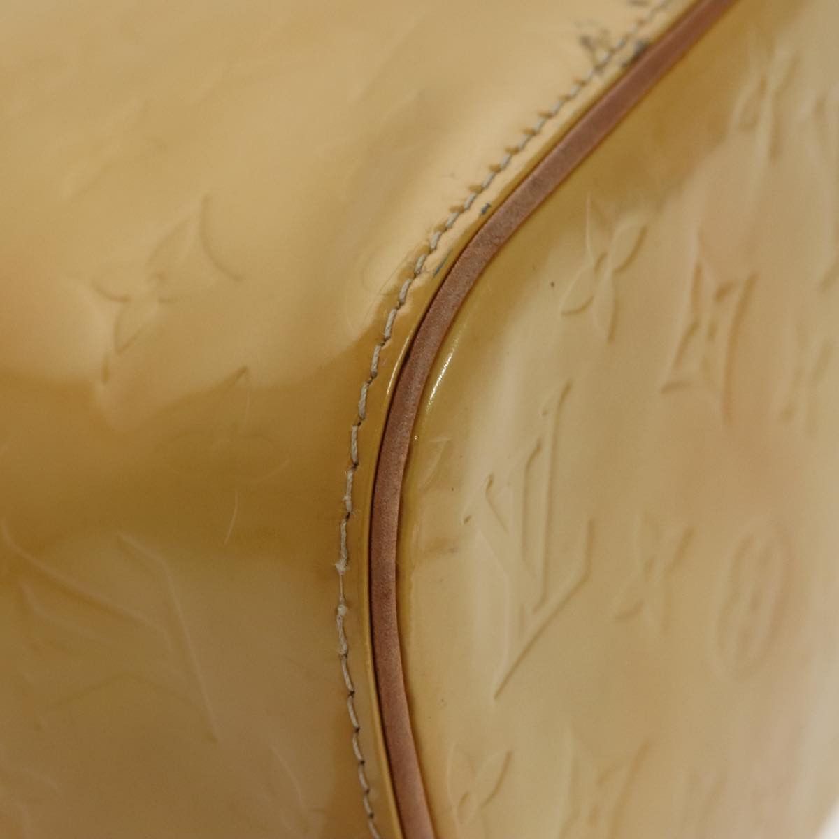 Louis Vuitton Houston Yellow Patent Leather Handbag (Pre-Owned) Size ONE SIZE - 7 Thumbnail