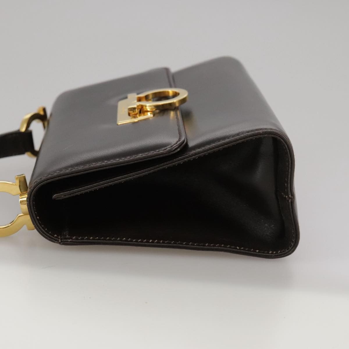 Salvatore Ferragamo Gancini Brown Leather Shoulder Bag (Pre-Owned) Size ONE SIZE - 4 Thumbnail