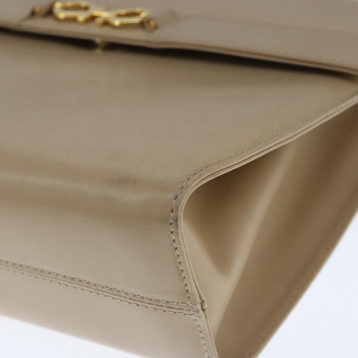 Salvatore Ferragamo Beige Leather Shoulder Bag (Pre-Owned) Size ONE SIZE - 7 Thumbnail