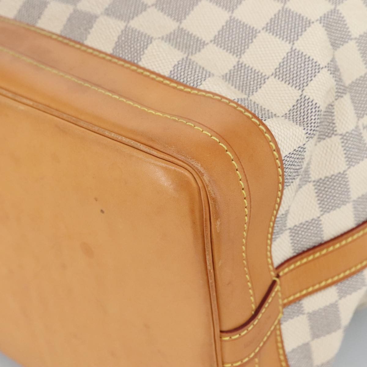 Louis Vuitton Noe White Canvas Shoulder Bag (Pre-Owned) Size ONE SIZE - 9 Thumbnail