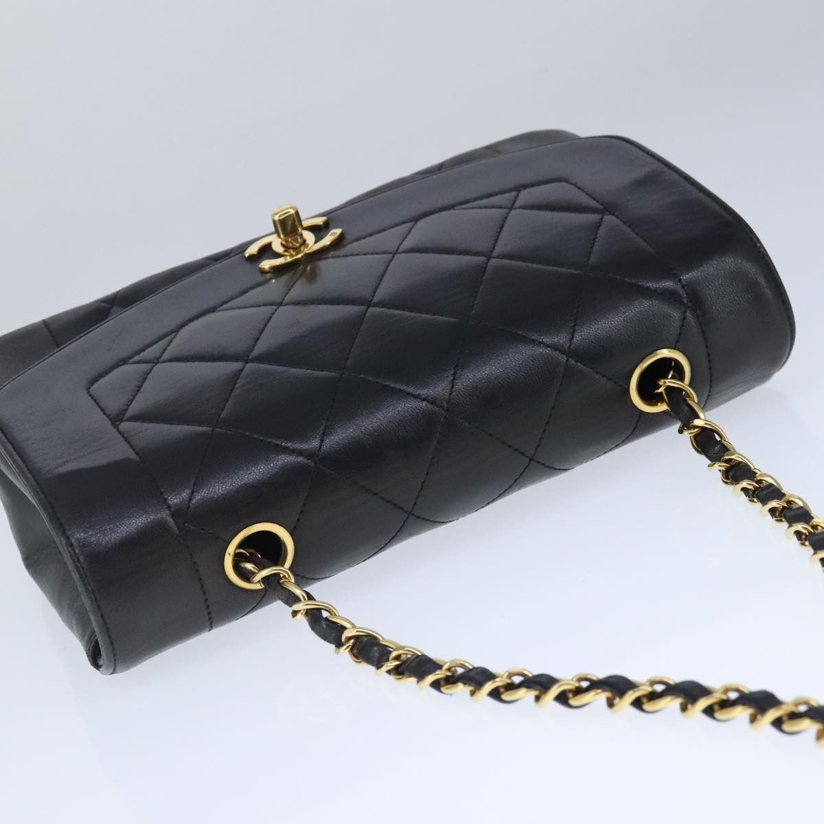 Chanel Diana Black Leather Shoulder Bag (Pre-Owned) Size ONE SIZE - 19 Thumbnail