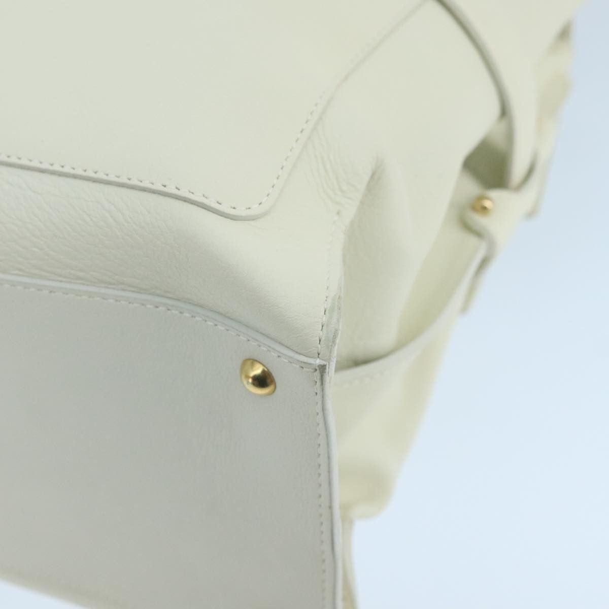 Salvatore Ferragamo Gancini White Leather Handbag (Pre-Owned) Size ONE SIZE - 8 Thumbnail