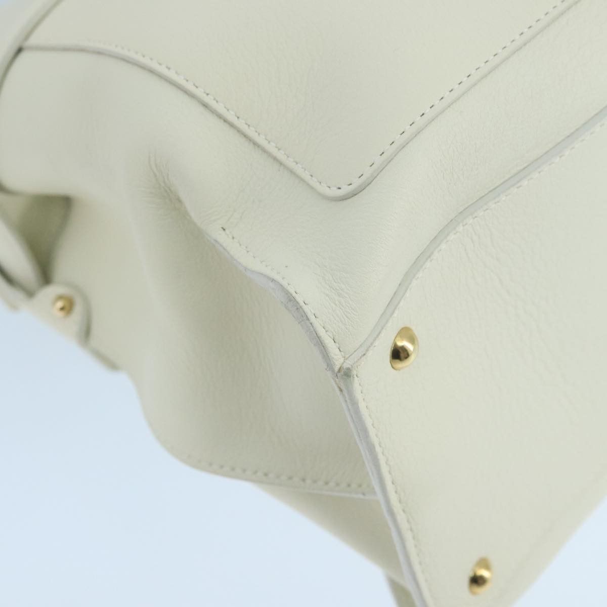 Salvatore Ferragamo Gancini White Leather Handbag (Pre-Owned) Size ONE SIZE - 9 Thumbnail