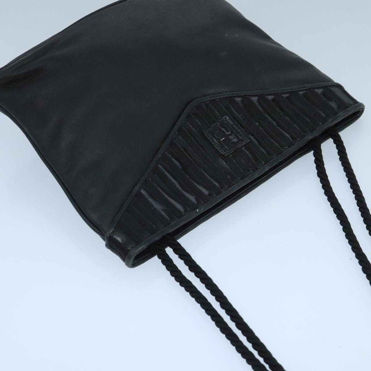 Fendi Black Leather Shoulder Bag (Pre-Owned) Size ONE SIZE - 16 Thumbnail