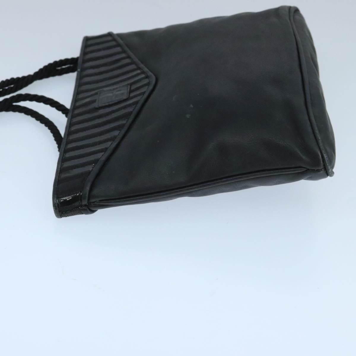 Fendi Black Leather Shoulder Bag (Pre-Owned) Size ONE SIZE - 4 Thumbnail