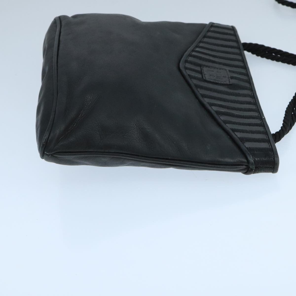 Fendi Black Leather Shoulder Bag (Pre-Owned) Size ONE SIZE - 3 Thumbnail