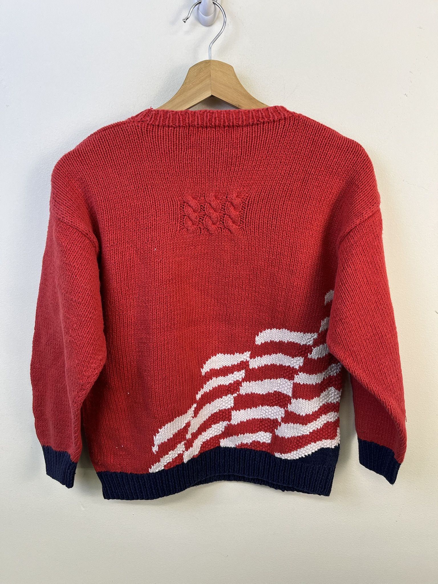 Vintage Vintage Knit Sweater 1990s Thick Knit Hand Knit American Flag Embroider Ramie THick Knit Sweater Size S Size US S / EU 44-46 / 1 - 3 Thumbnail