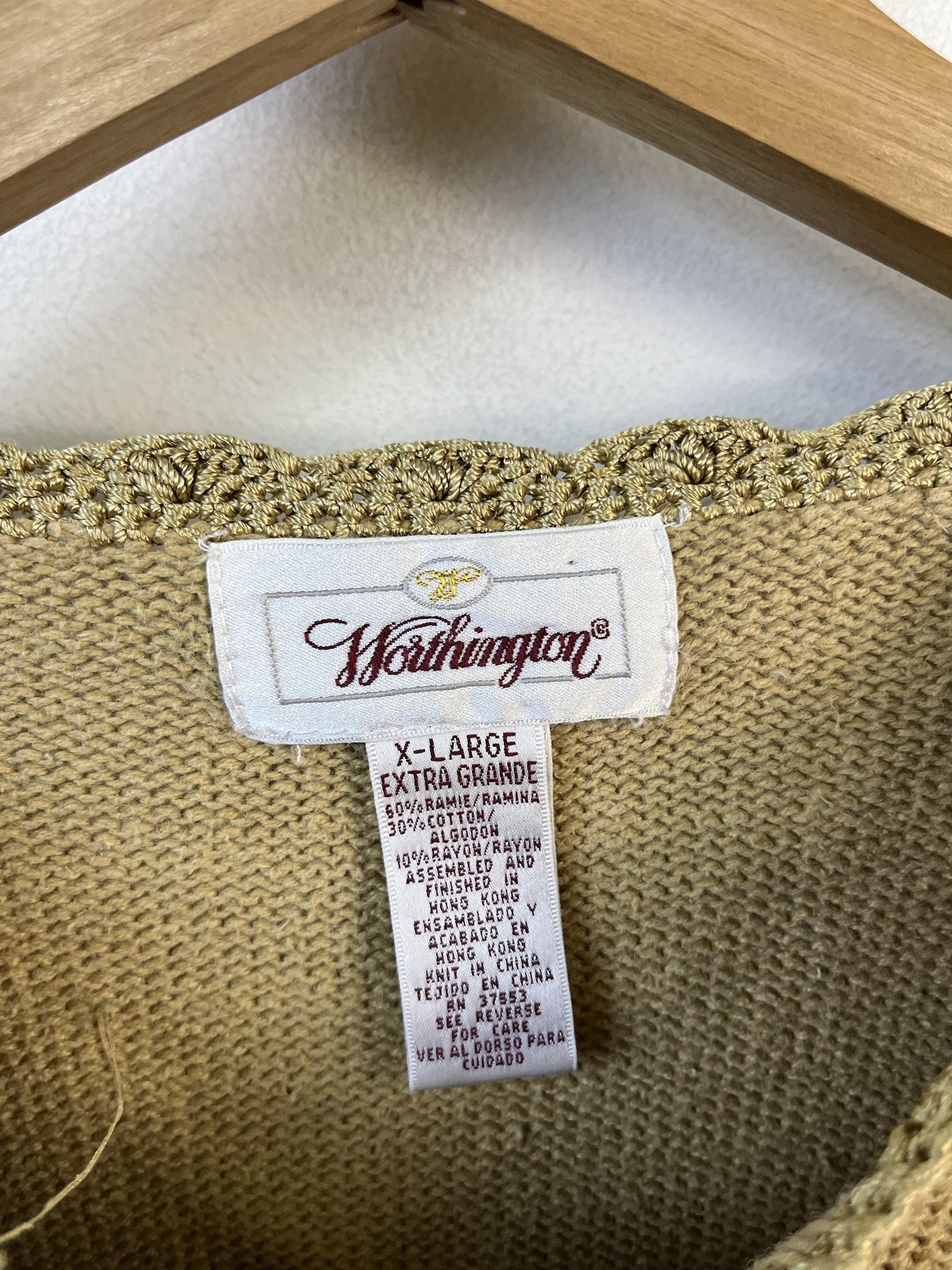 Vintage Vintage Knit Sweater 1990s Thick Knit Worthington Gold Wreath Knit Sweater Size M Size US M / EU 48-50 / 2 - 2 Thumbnail