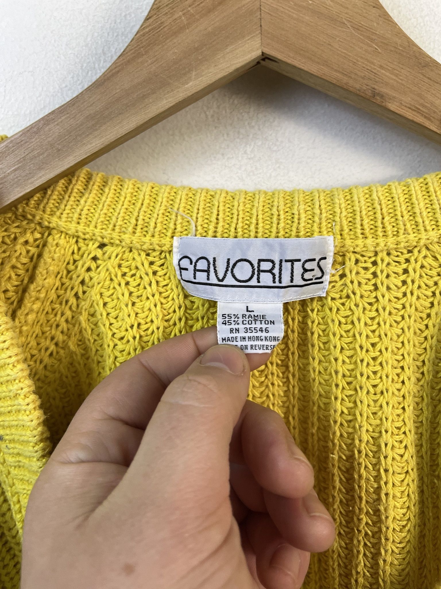 Vintage Vintage Knit Sweater 1990s Thick Knit Favorites Yellow Thick Knit Sweater Size M Size US M / EU 48-50 / 2 - 2 Thumbnail