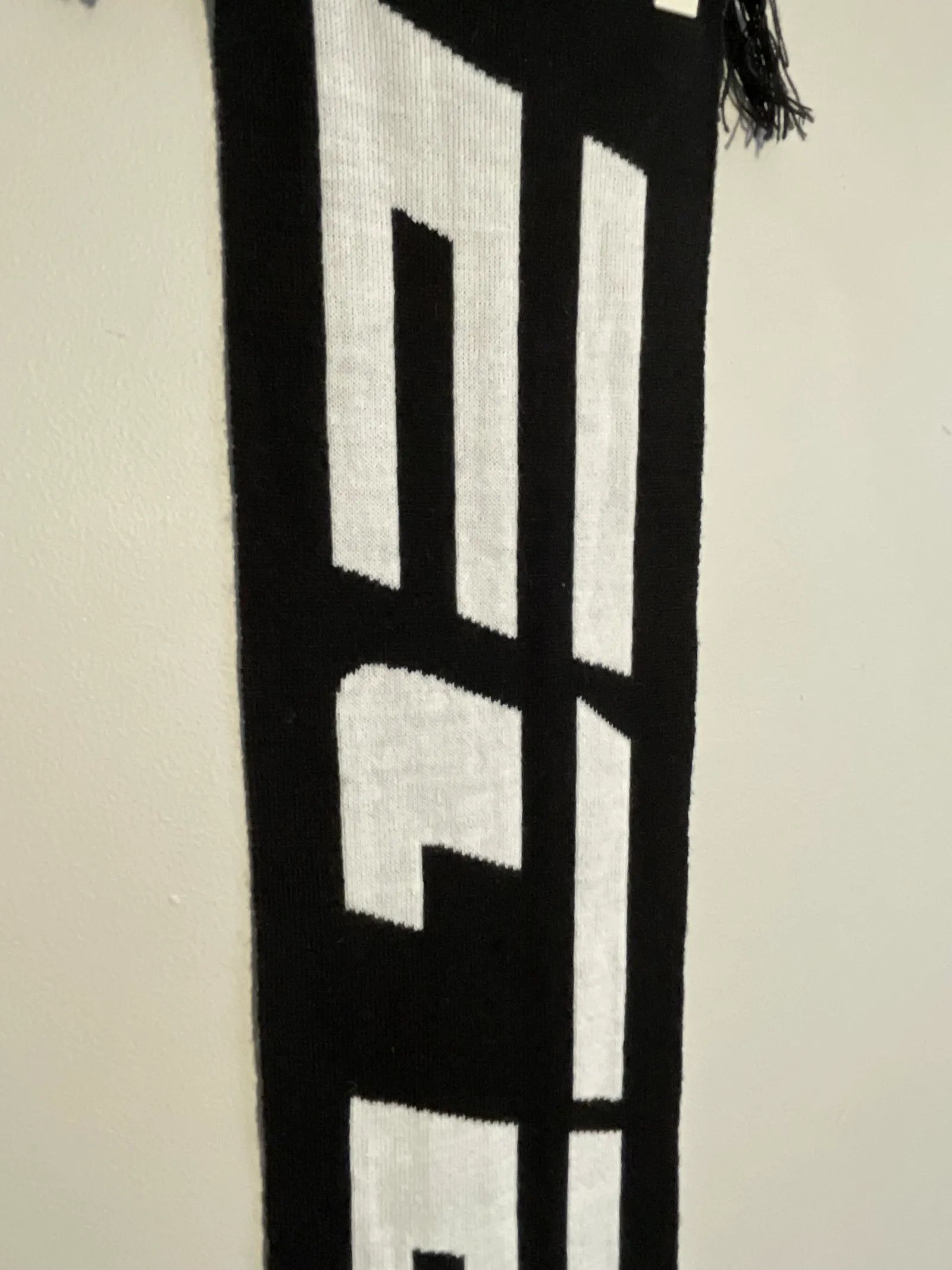 Weekday Limited Edition Weekday Scarf Size ONE SIZE - 5 Thumbnail