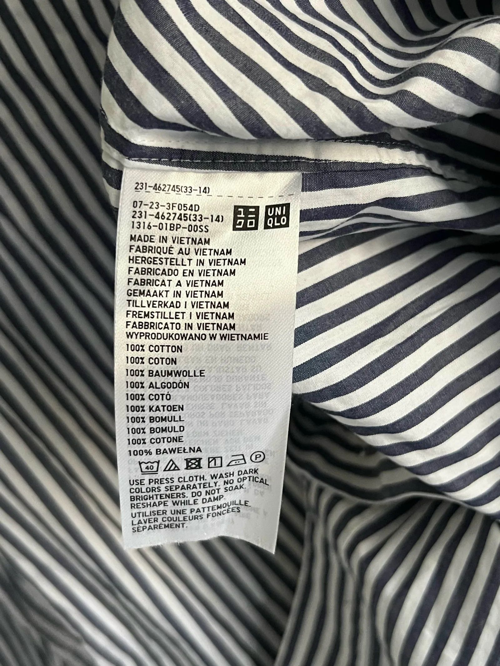 Uniqlo Uniqlo Shirt Size S / US 4 / IT 40 - 3 Thumbnail