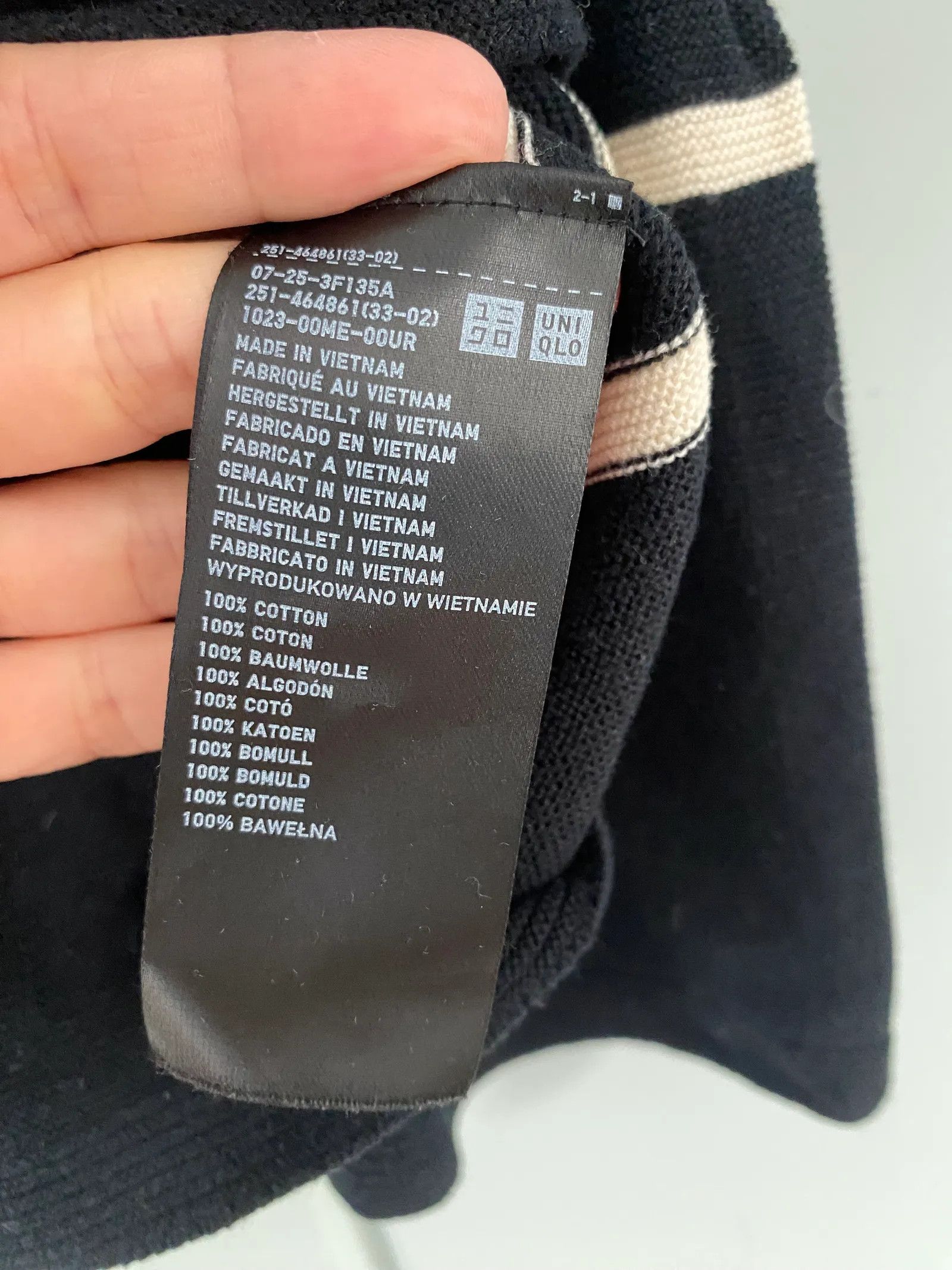 Uniqlo Uniqlo Sweater Size M / US 6-8 / IT 42-44 - 3 Thumbnail