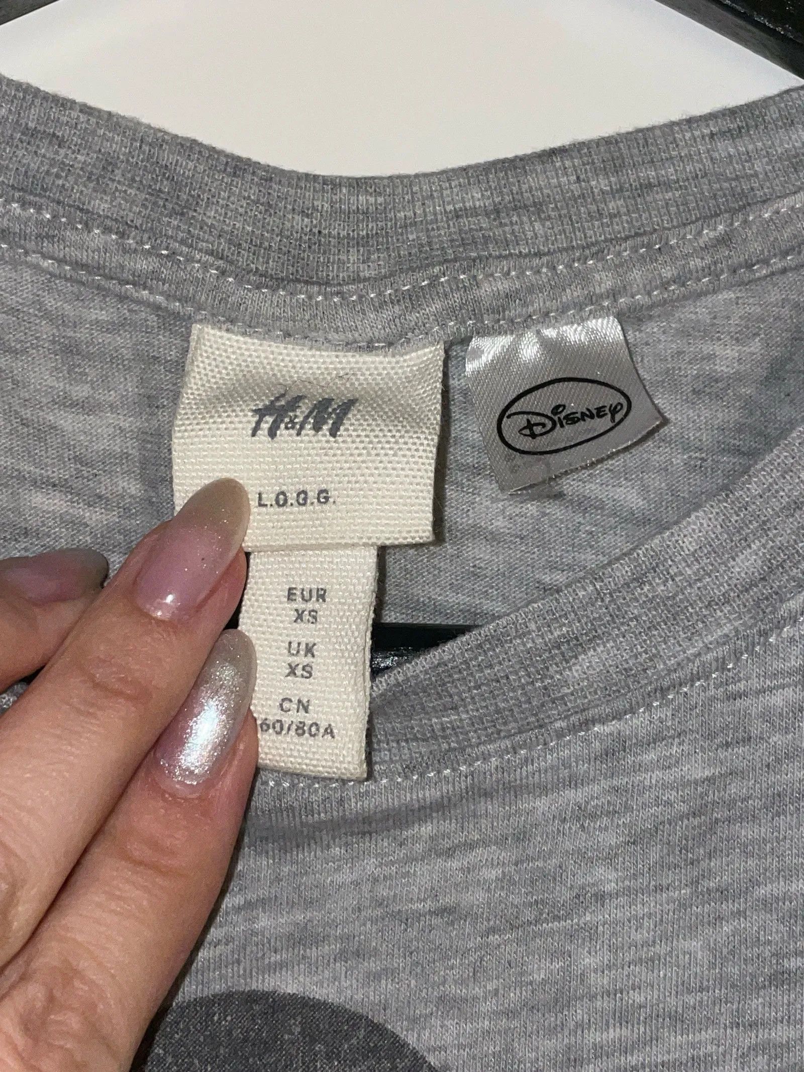 H&M H&M x Disney Short Sleeve T-shirt Size XS / US 0-2 / IT 36-38 - 2 Thumbnail