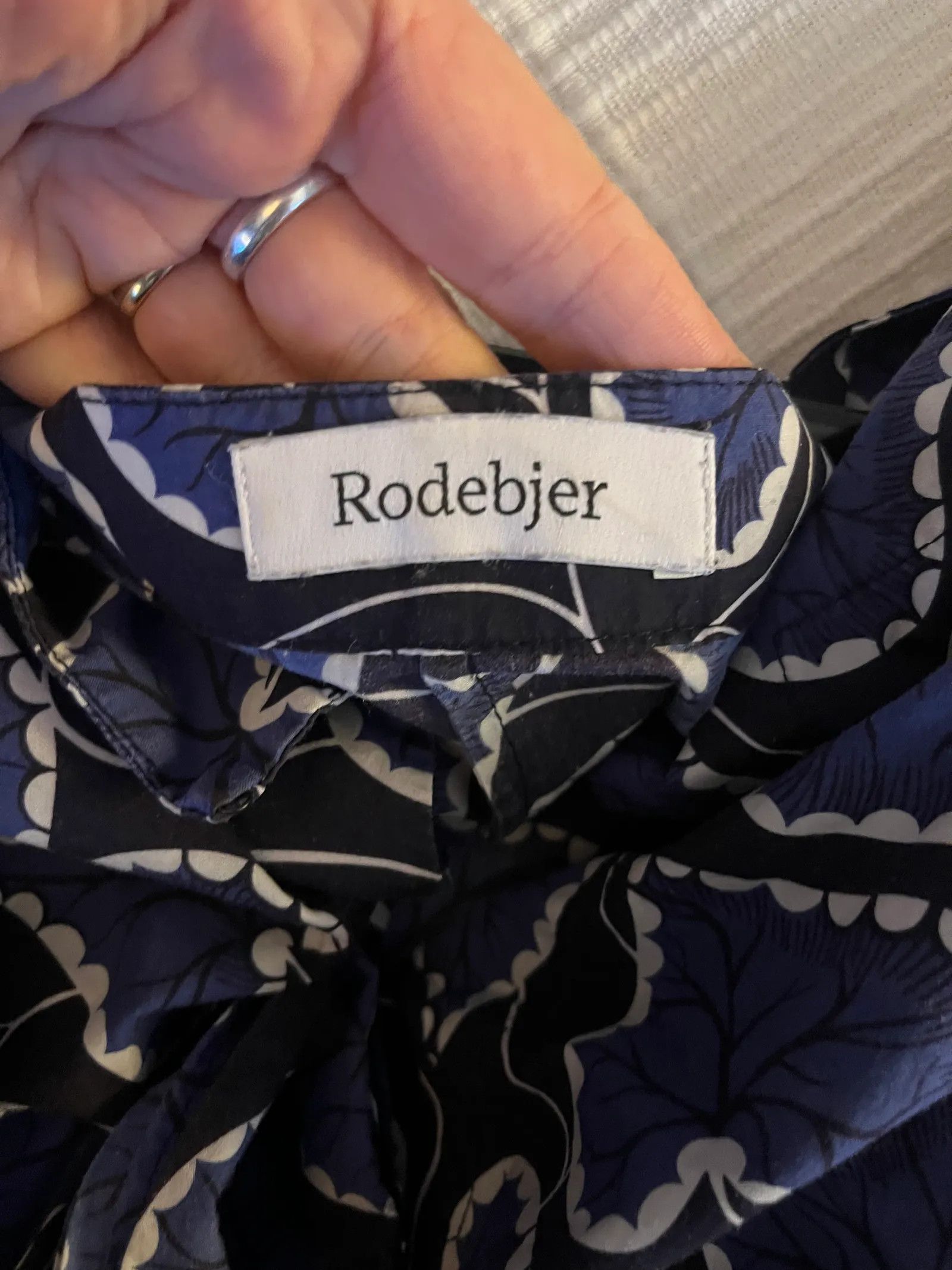 Rodebjer Rodebjer Madiana Blouse Size XS / US 0-2 / IT 36-38 - 2 Thumbnail