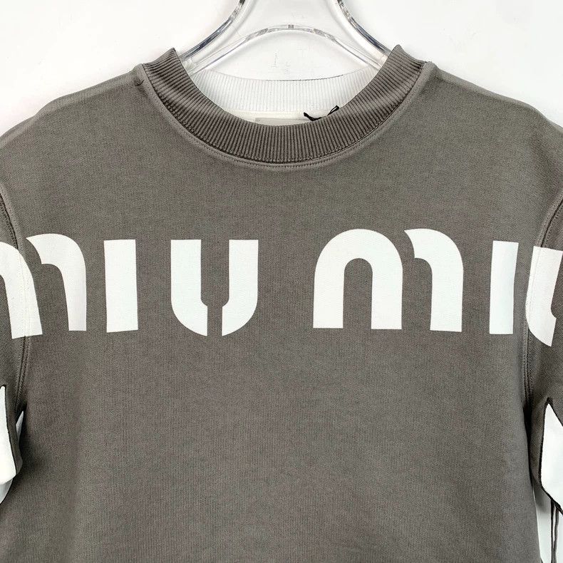 Miu Miu MiuMiu 23' Grey Logo Letter Print Cotton Crewneck Short-sleeve T-shirt Size US M / EU 48-50 / 2 - 4 Thumbnail