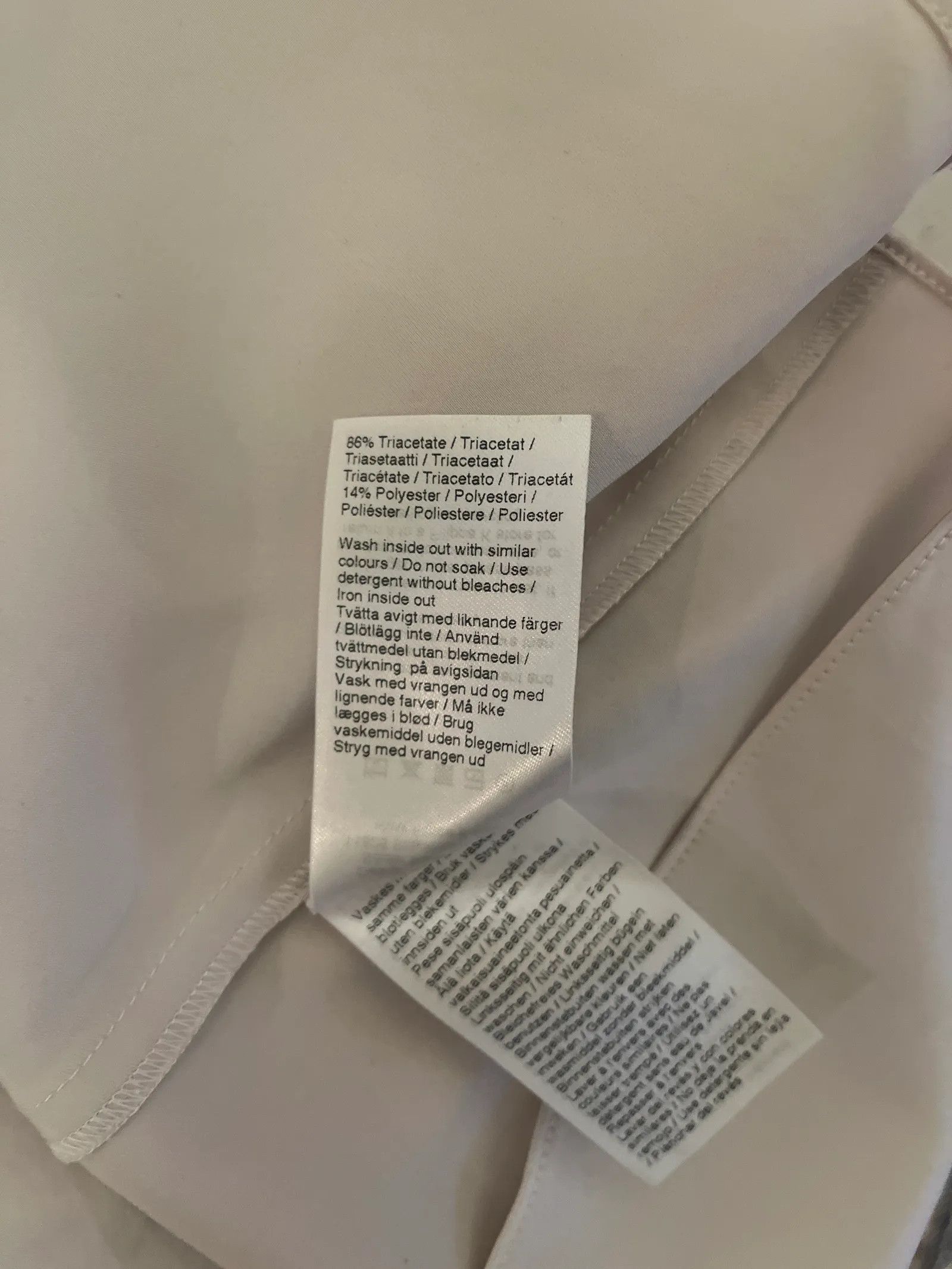 Filippa K Filippa K Skirt Size 26" / US 2 / IT 38 - 3 Thumbnail