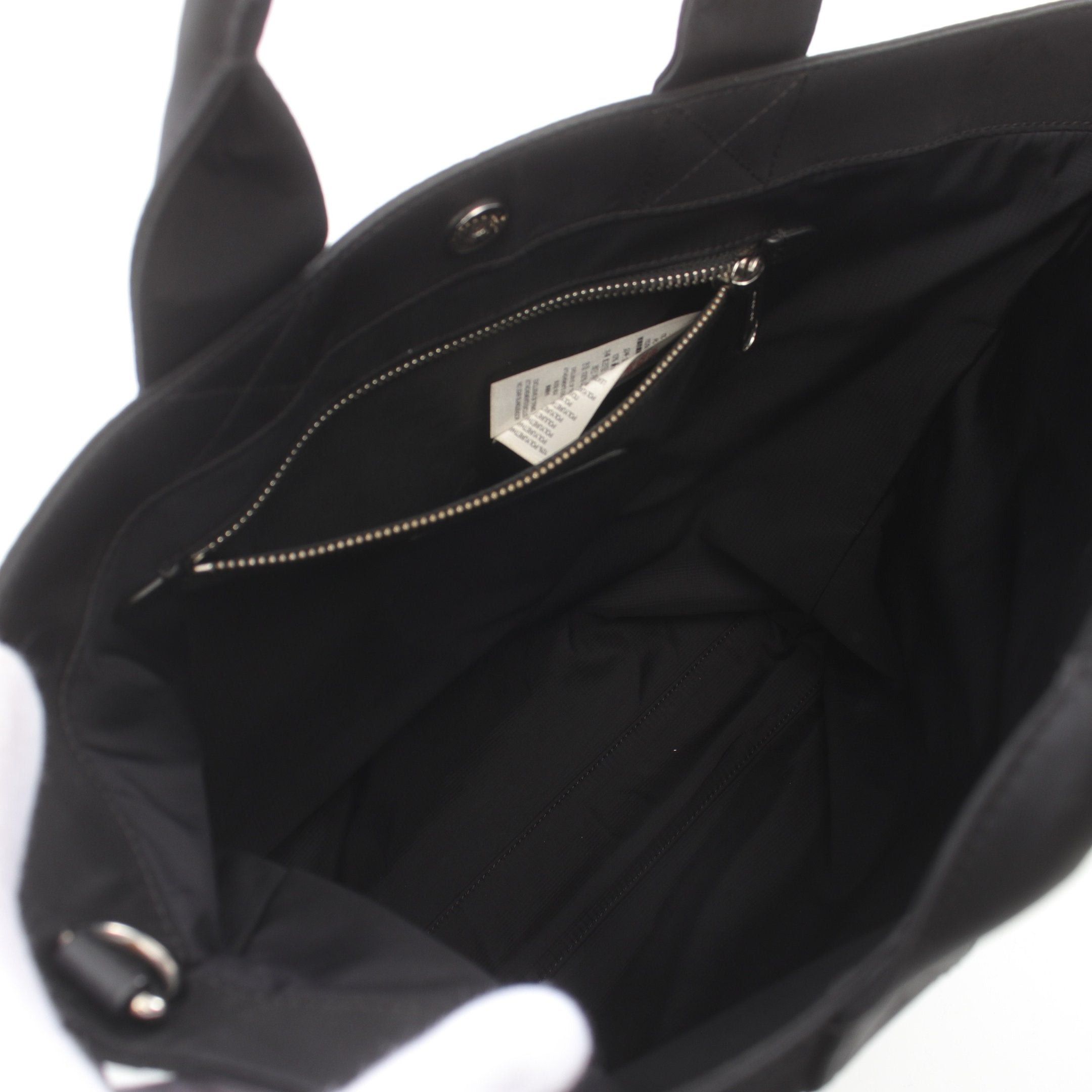 Burberry Burberry Econyl Handbag Tote Bag Nylon Leather Black Size ONE SIZE - 3 Thumbnail