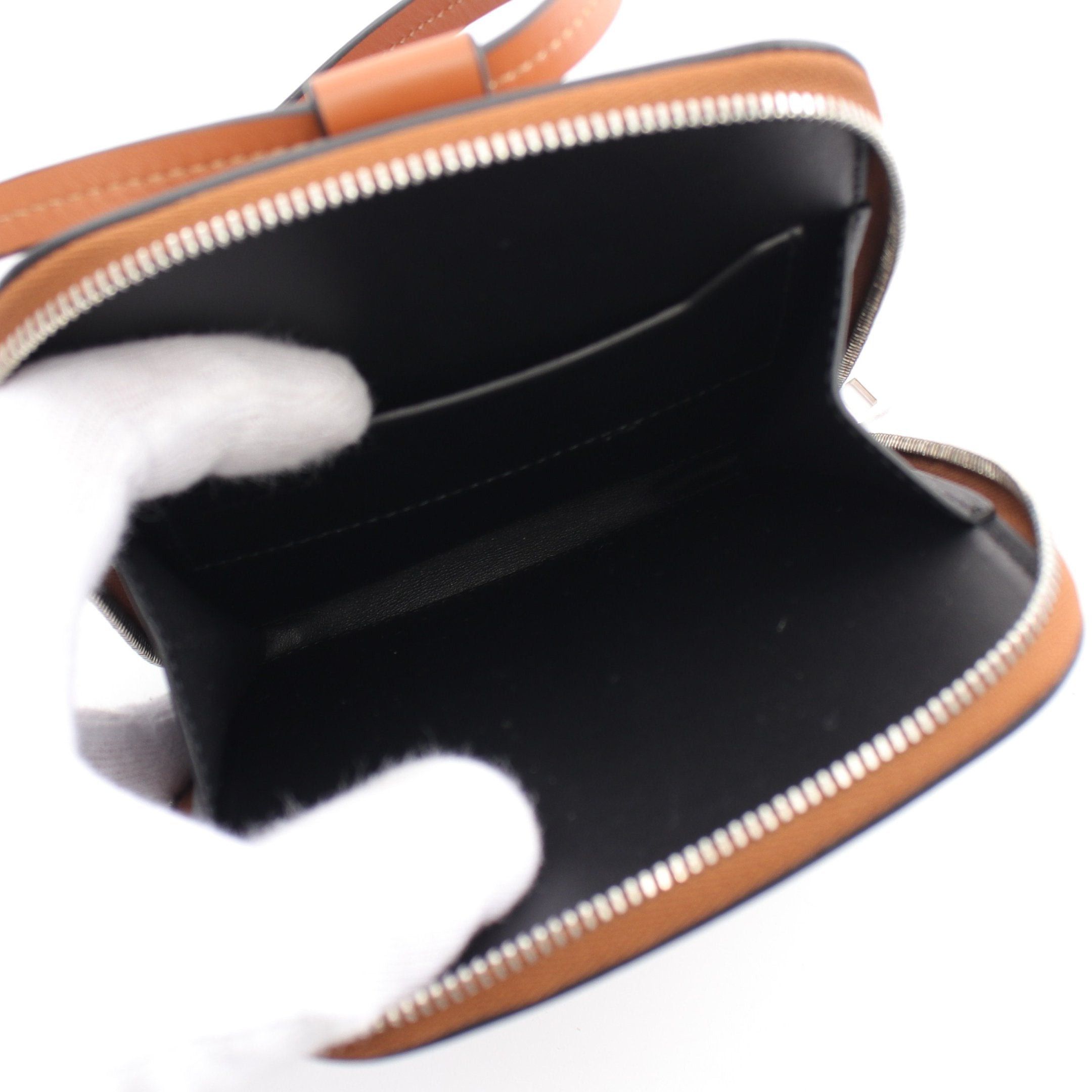 Loewe Loewe Multifunctional Case Shoulder Bag Leather Brown Size ONE SIZE - 3 Thumbnail