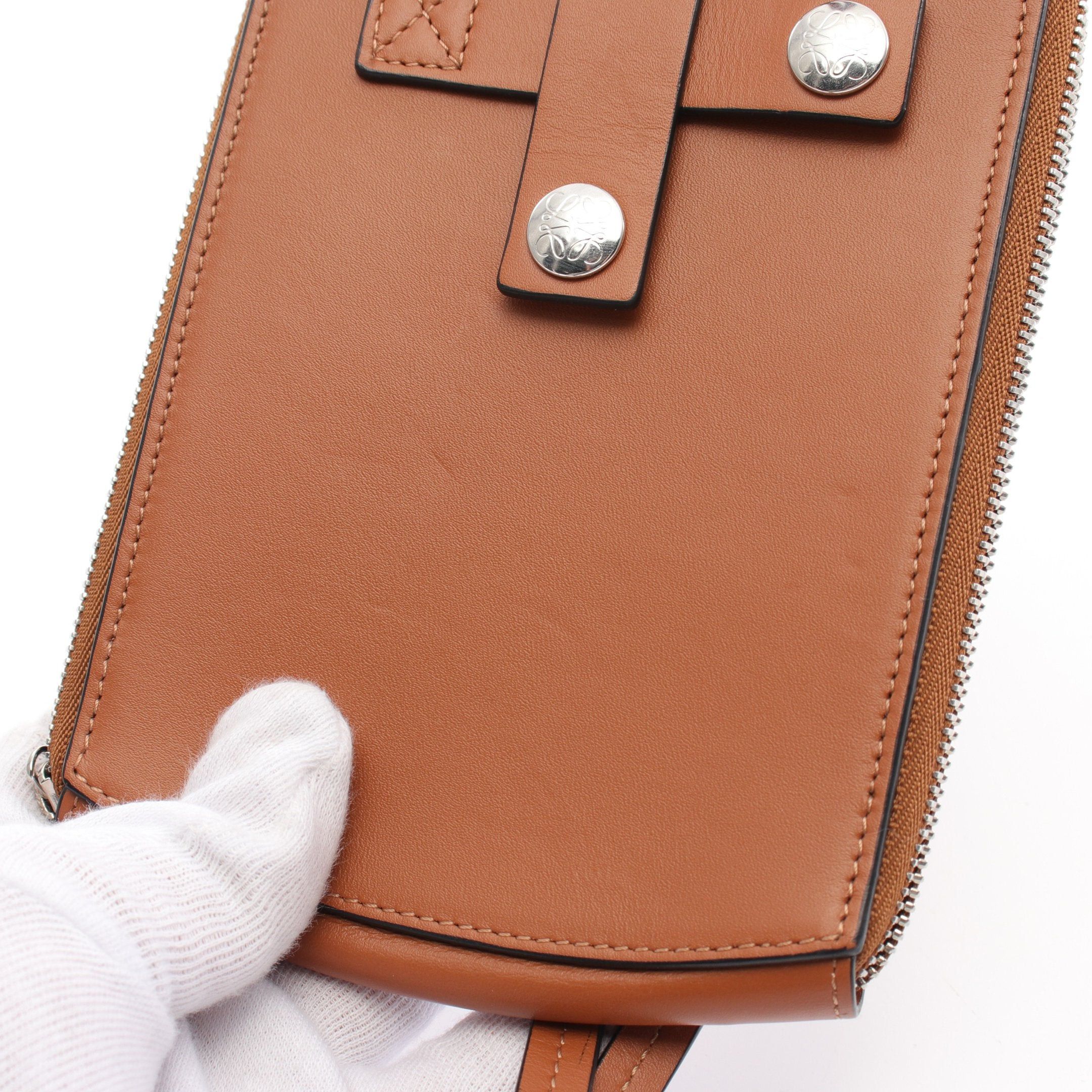 Loewe Loewe Multifunctional Case Shoulder Bag Leather Brown Size ONE SIZE - 6 Thumbnail