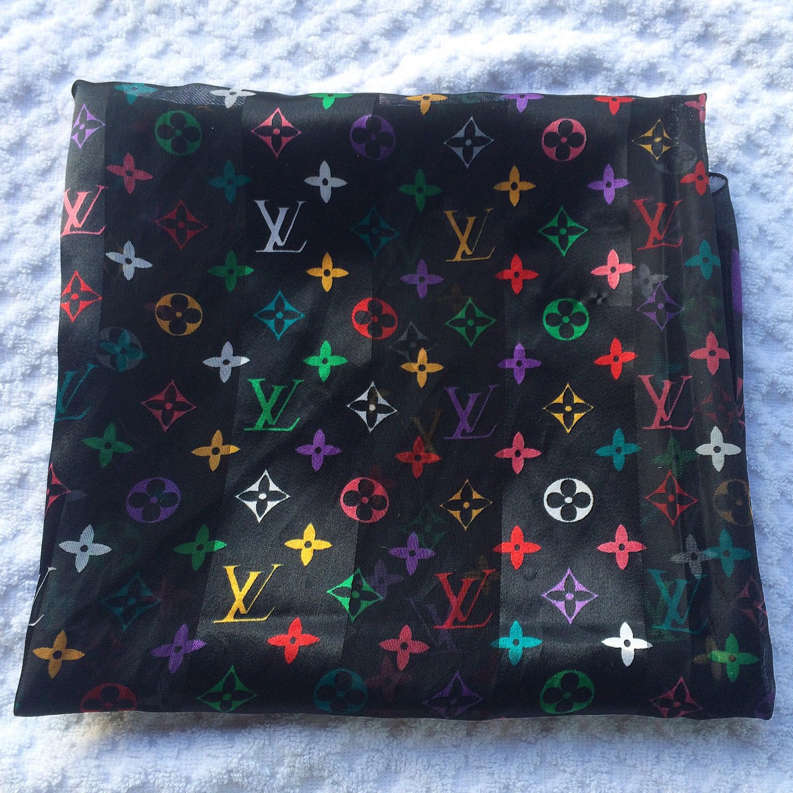 Louis Vuitton Scarves (M79123)