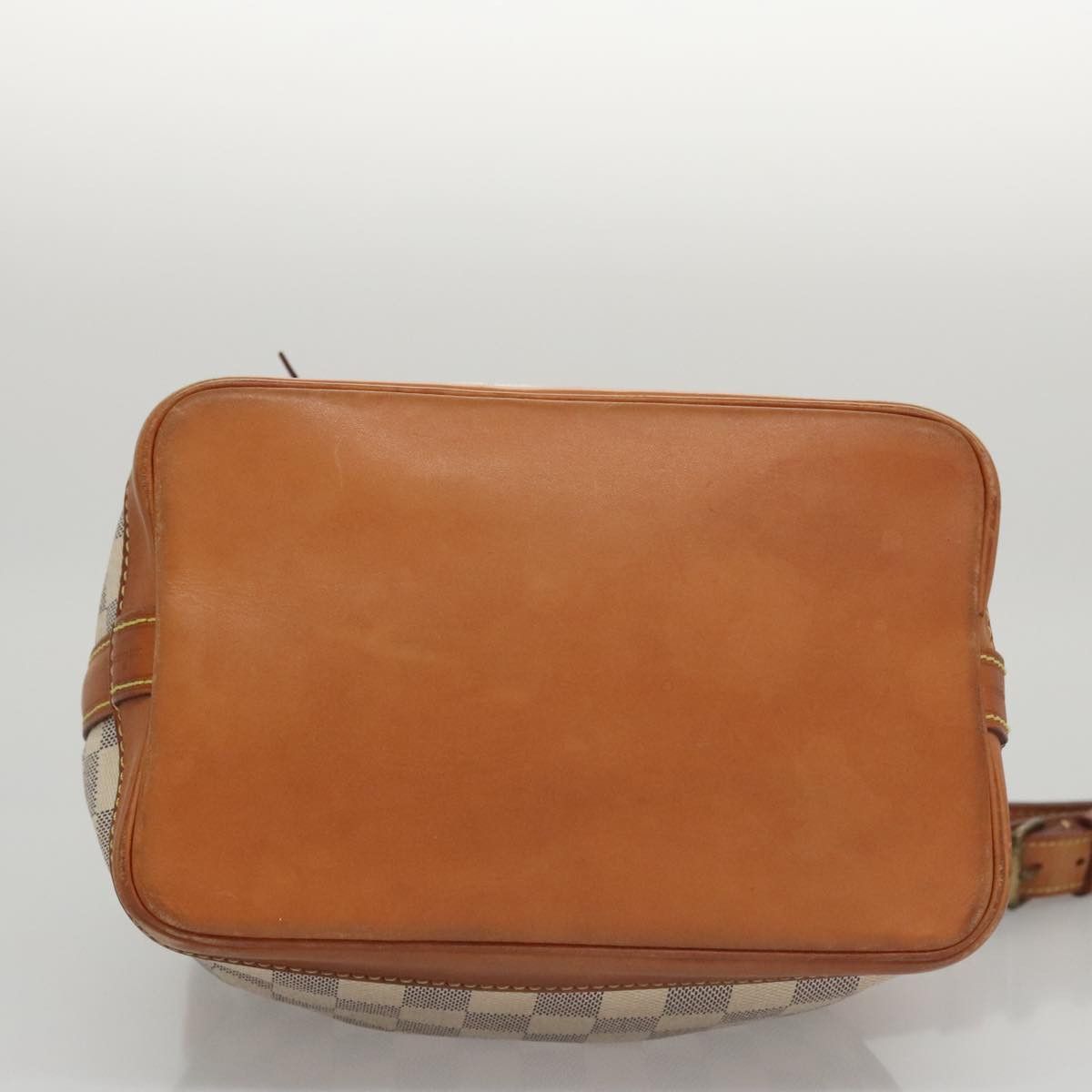 Louis Vuitton Noé Bb White Canvas Shoulder Bag (Pre-Owned) Size ONE SIZE - 8 Thumbnail