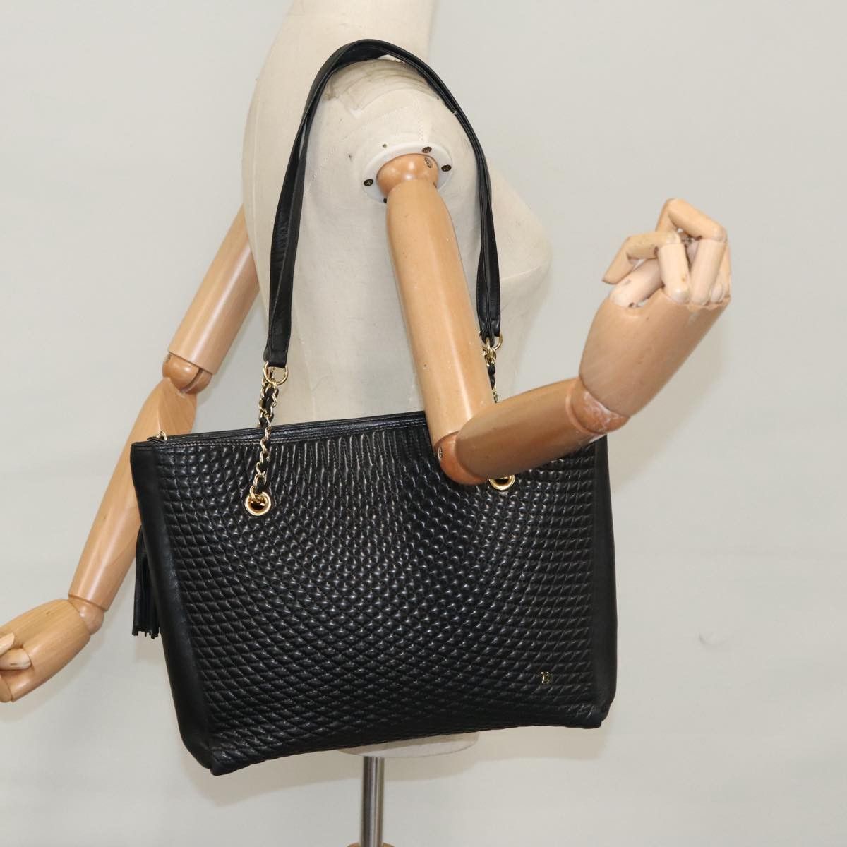 Bally Black Leather Shoulder Bag (Pre-Owned) Size ONE SIZE - 15 Thumbnail