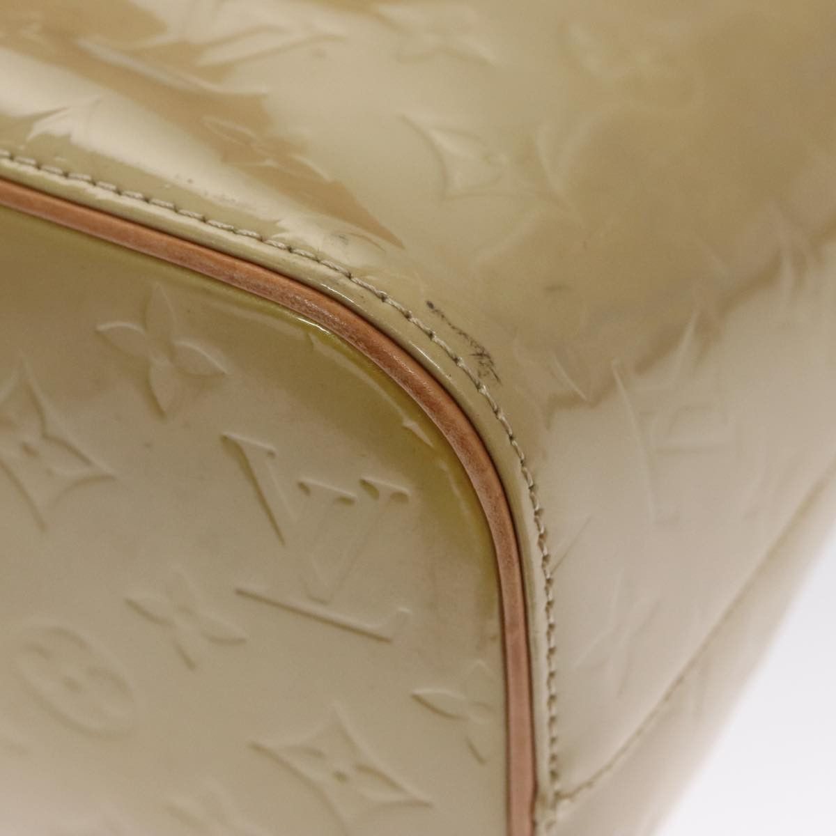 Louis Vuitton Houston Beige Patent Leather Handbag (Pre-Owned) Size ONE SIZE - 8 Thumbnail