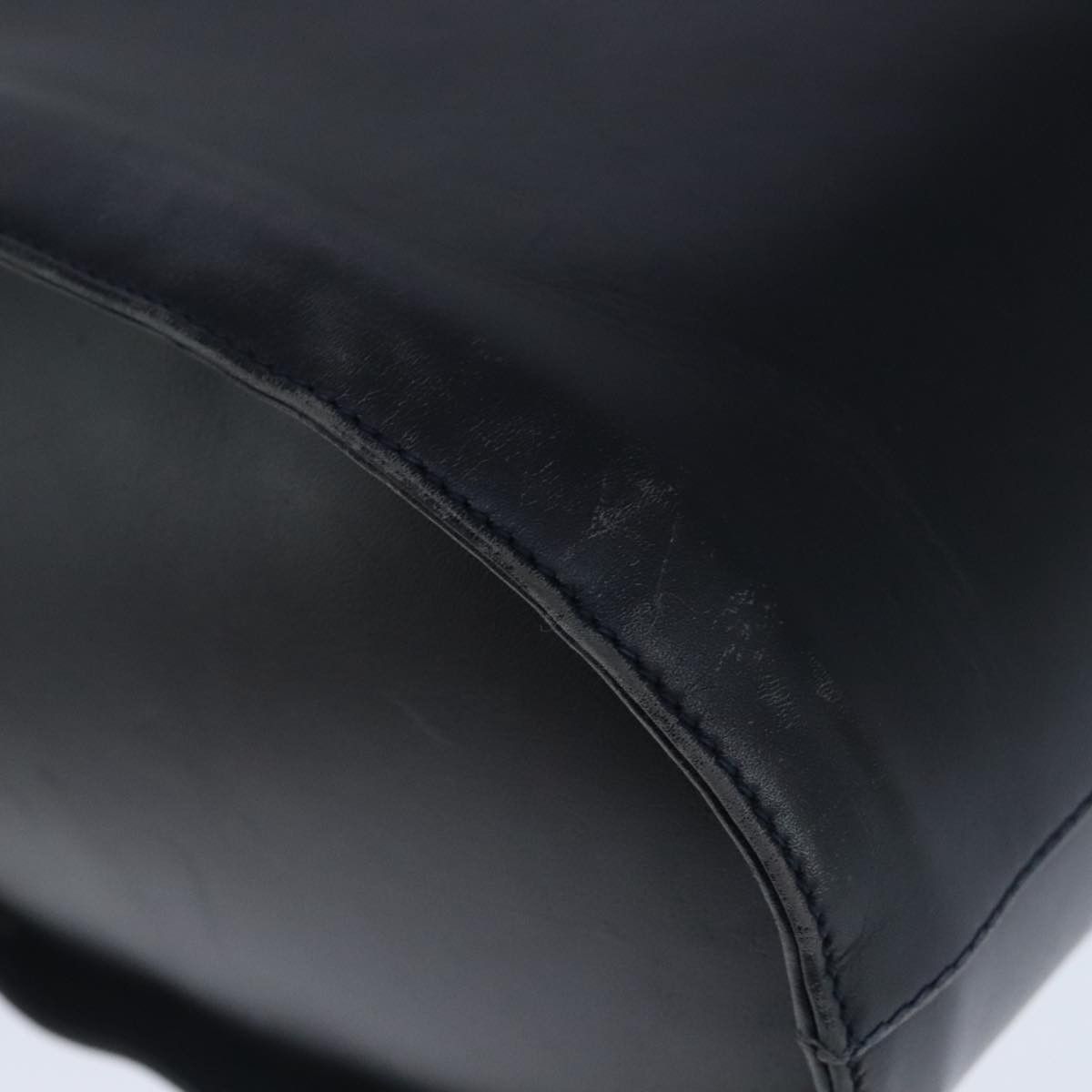 Salvatore Ferragamo Gancini Black Leather Shoulder Bag (Pre-Owned) Size ONE SIZE - 6 Thumbnail