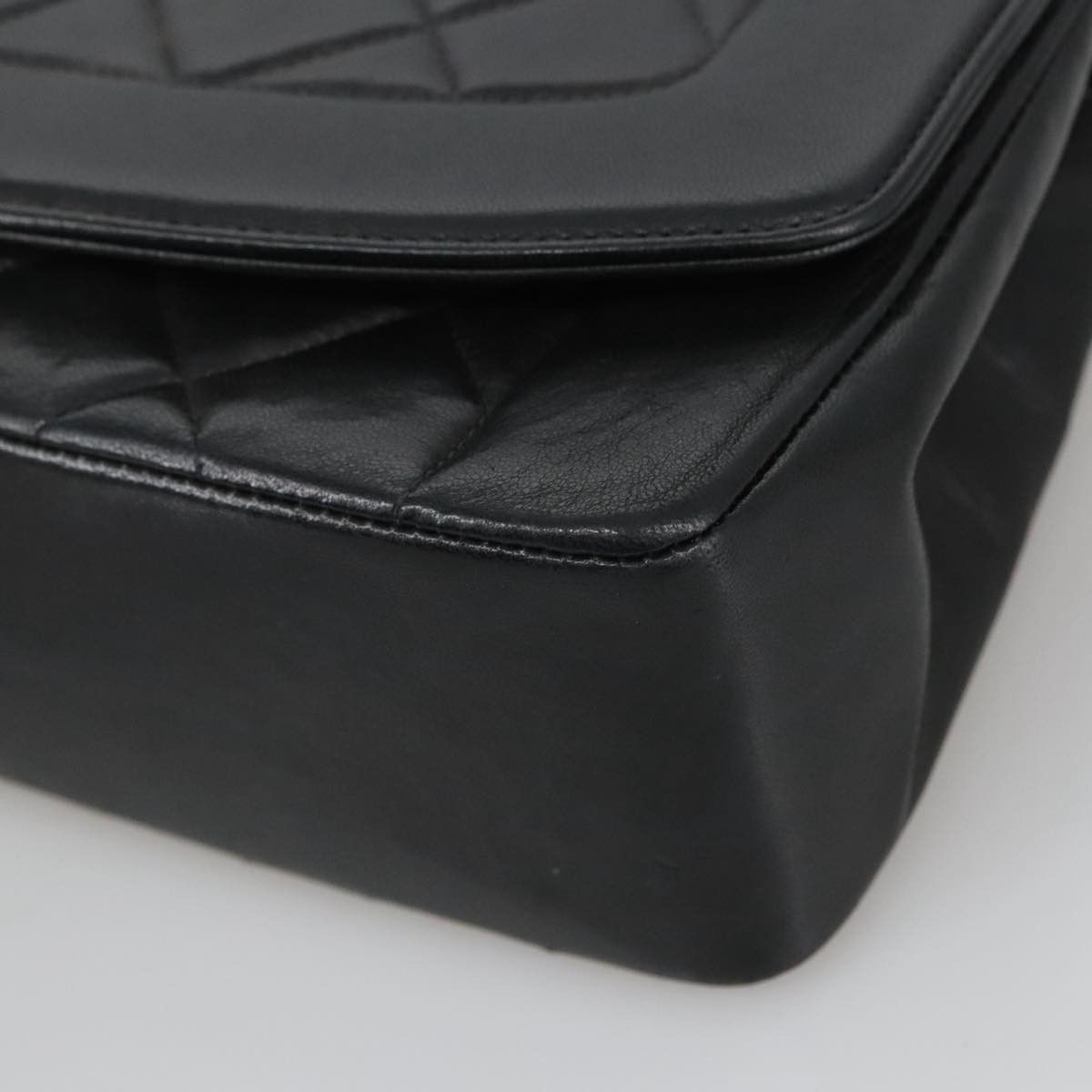Chanel Diana Black Leather Shoulder Bag (Pre-Owned) Size ONE SIZE - 6 Thumbnail