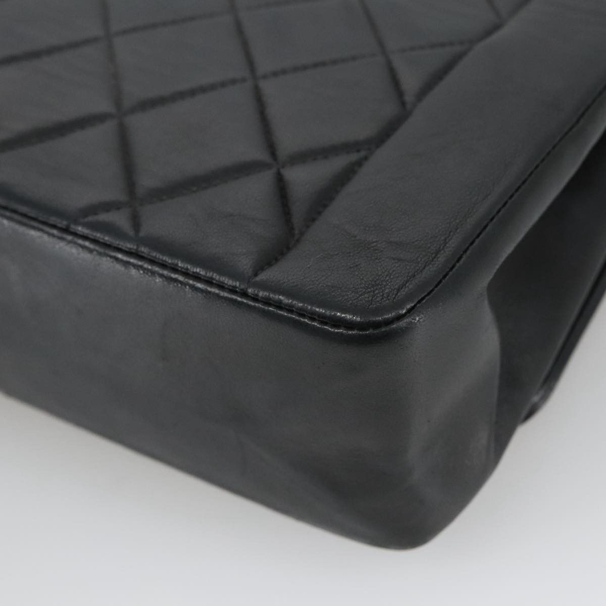 Chanel Diana Black Leather Shoulder Bag (Pre-Owned) Size ONE SIZE - 17 Thumbnail