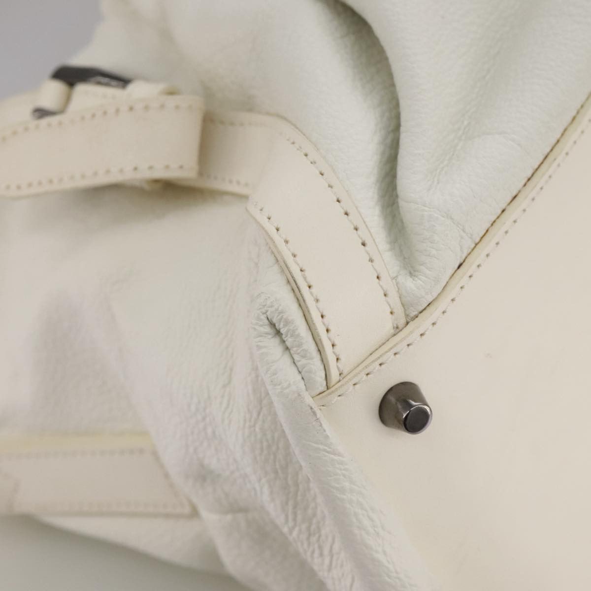 Burberry White Leather Tote Bag (Pre-Owned) Size ONE SIZE - 9 Thumbnail
