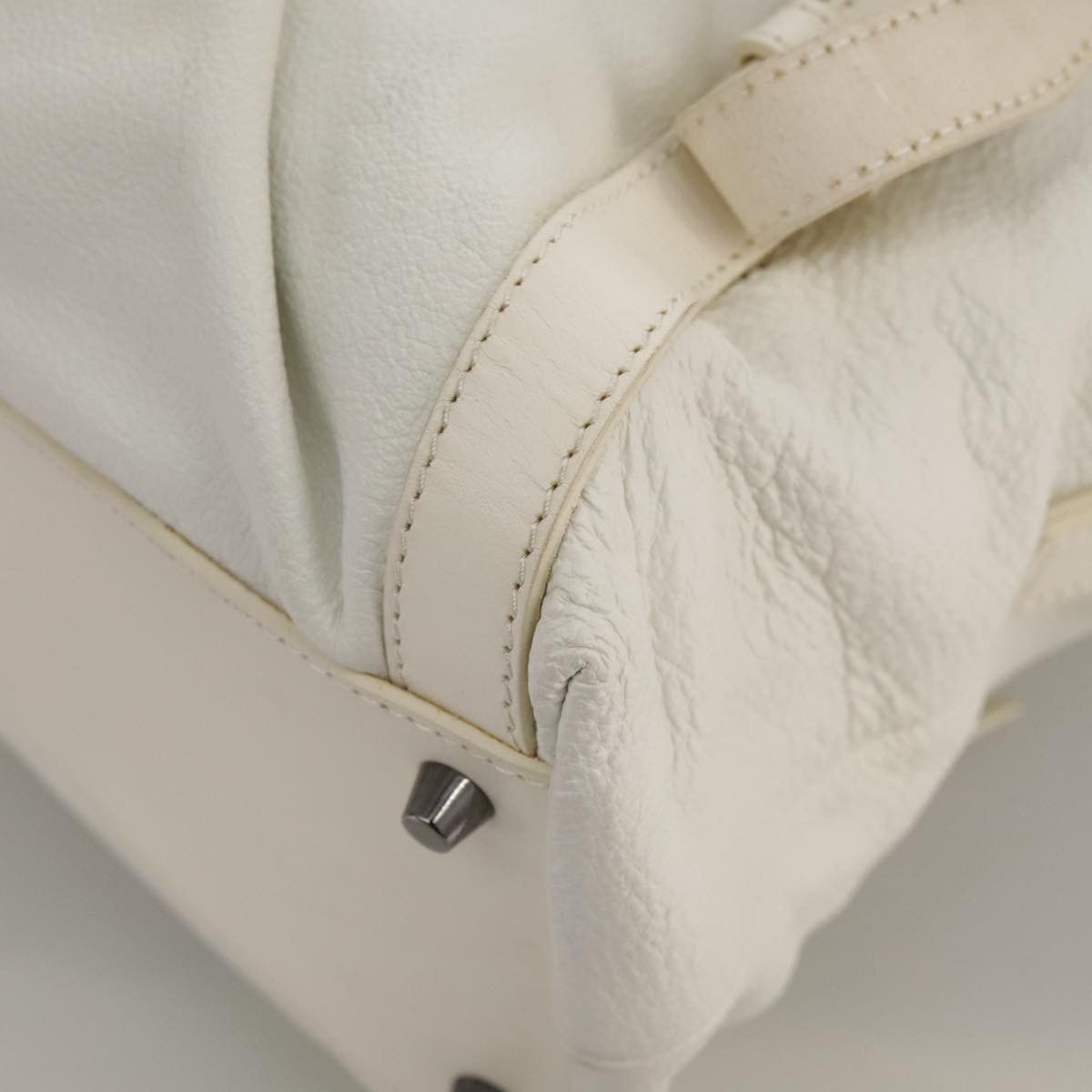 Burberry White Leather Tote Bag (Pre-Owned) Size ONE SIZE - 8 Thumbnail