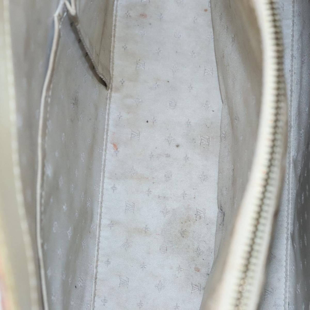 Louis Vuitton Fabuleux Beige Leather Handbag (Pre-Owned) Size ONE SIZE - 15 Thumbnail