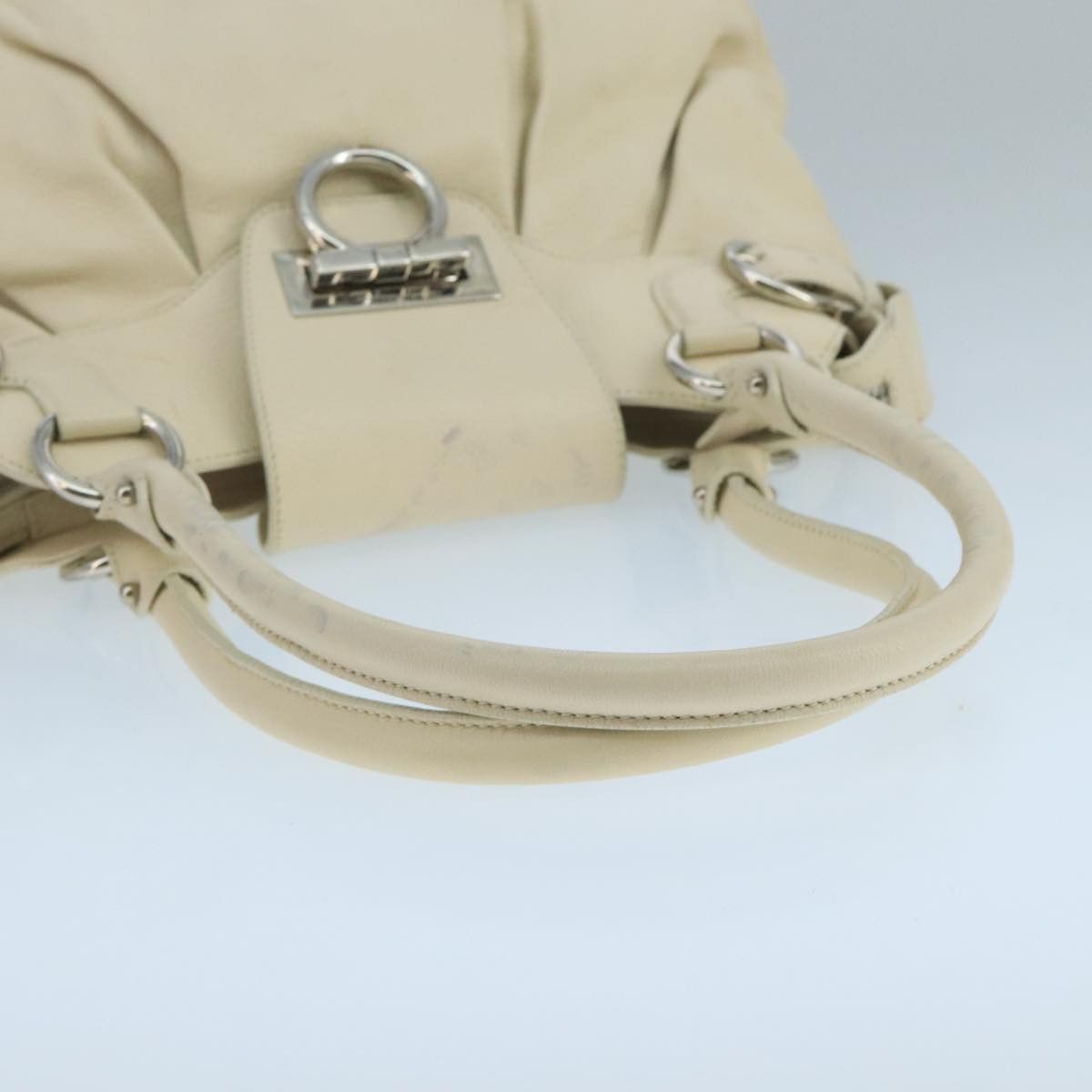 Salvatore Ferragamo Gancini White Leather Handbag (Pre-Owned) Size ONE SIZE - 5 Thumbnail