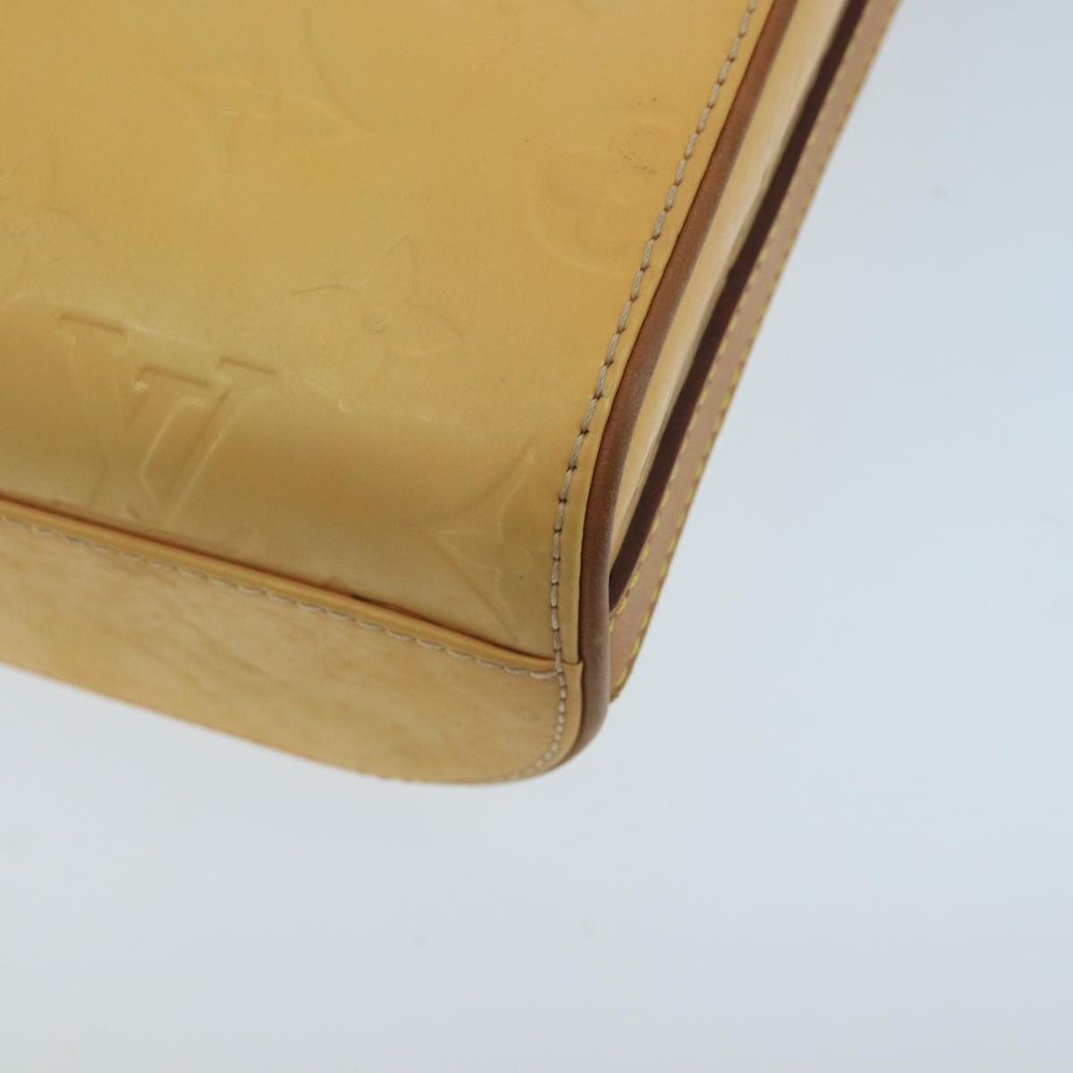 Louis Vuitton Sullivan Yellow Patent Leather Shoulder Bag (Pre-Owned) Size ONE SIZE - 11 Thumbnail