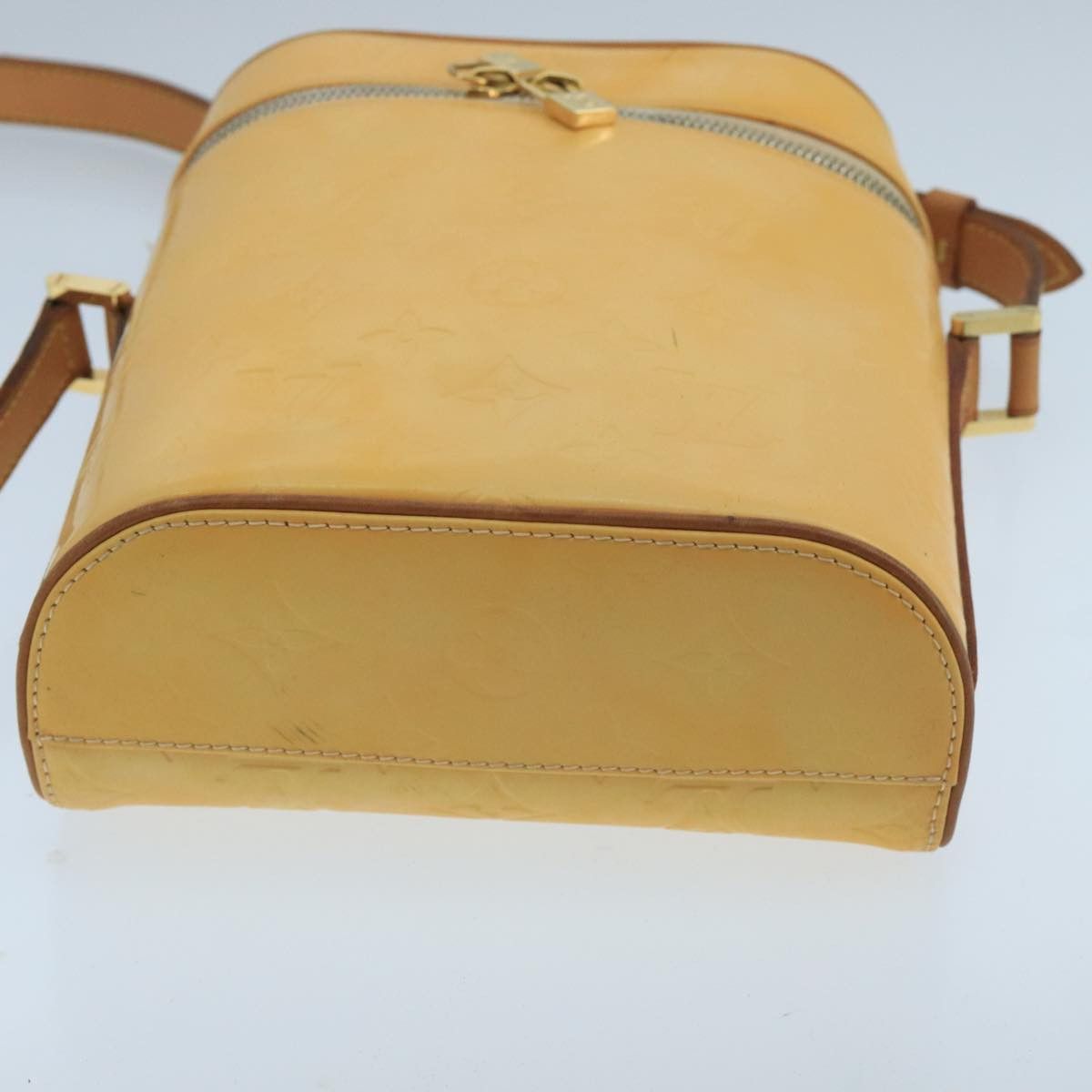 Louis Vuitton Sullivan Yellow Patent Leather Shoulder Bag (Pre-Owned) Size ONE SIZE - 8 Thumbnail